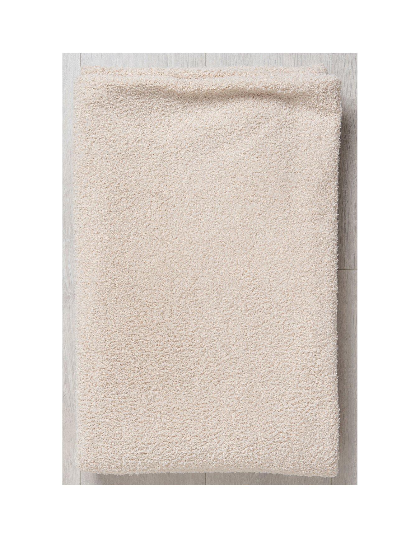 the-very-collection-teddy-soft-throwstillFront