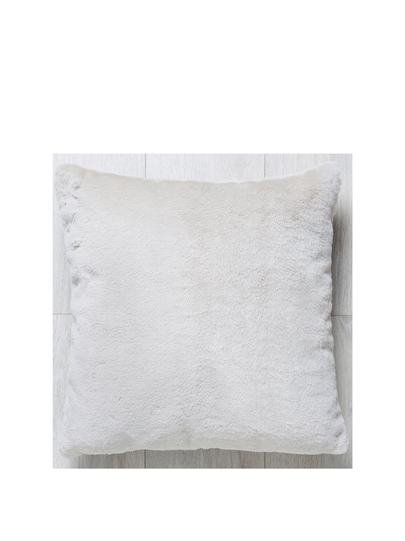 very-home-faux-fur-cushion-45-x-45cmstillFront