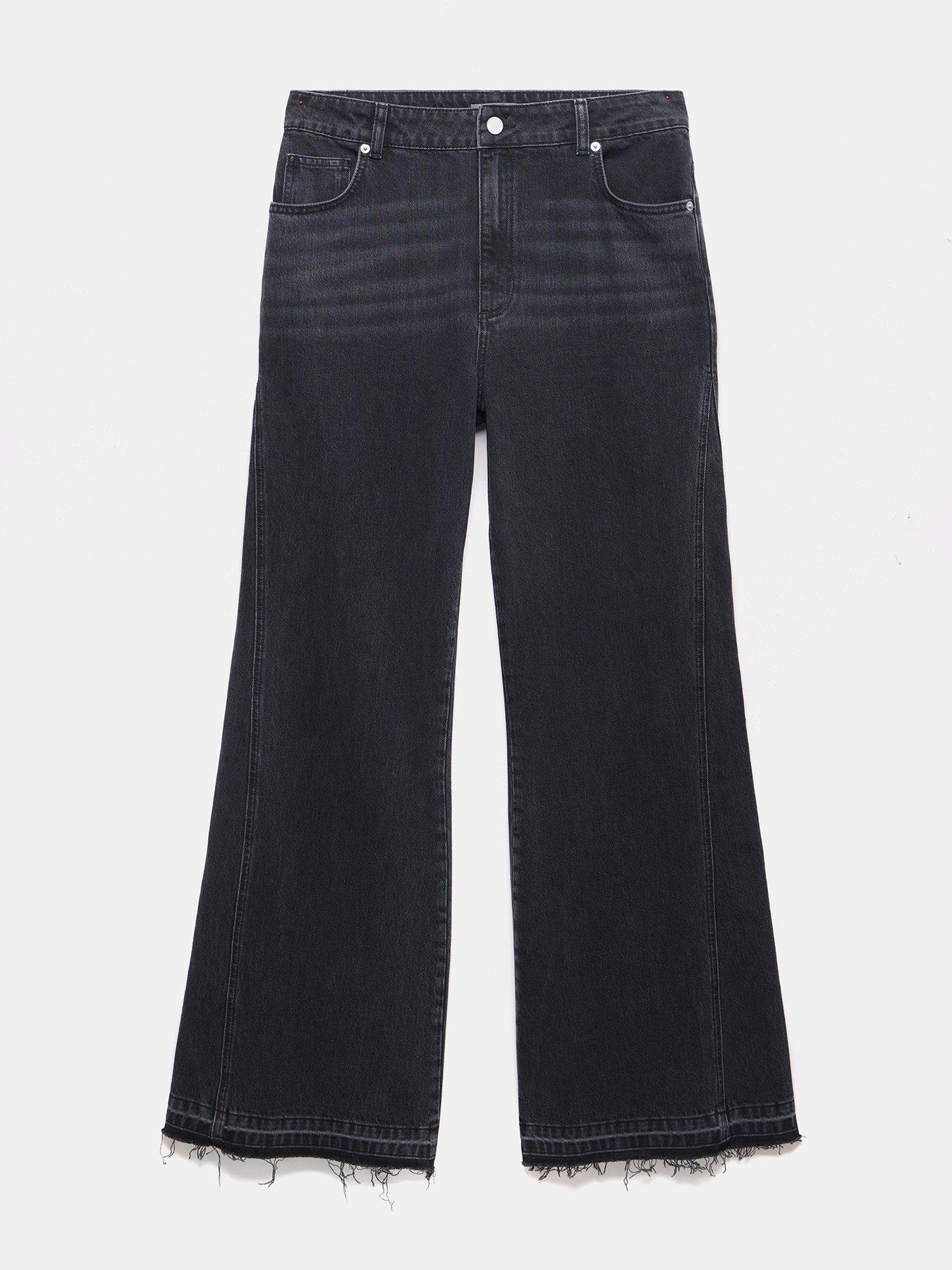 mint-velvet-washed-flared-jean-blackdetail