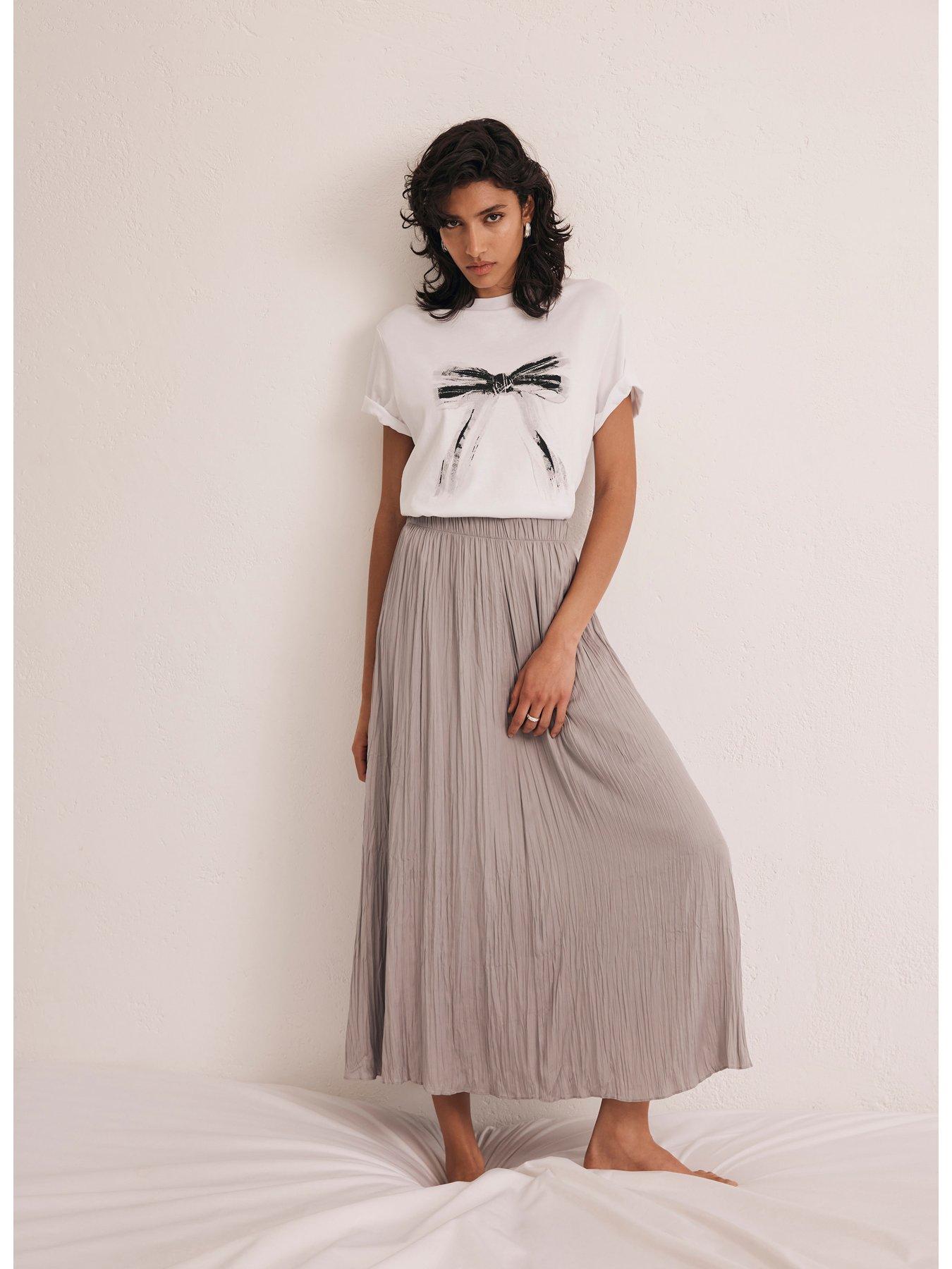 Image 2 of 5 of Mint Velvet White Bow Motif T-Shirt