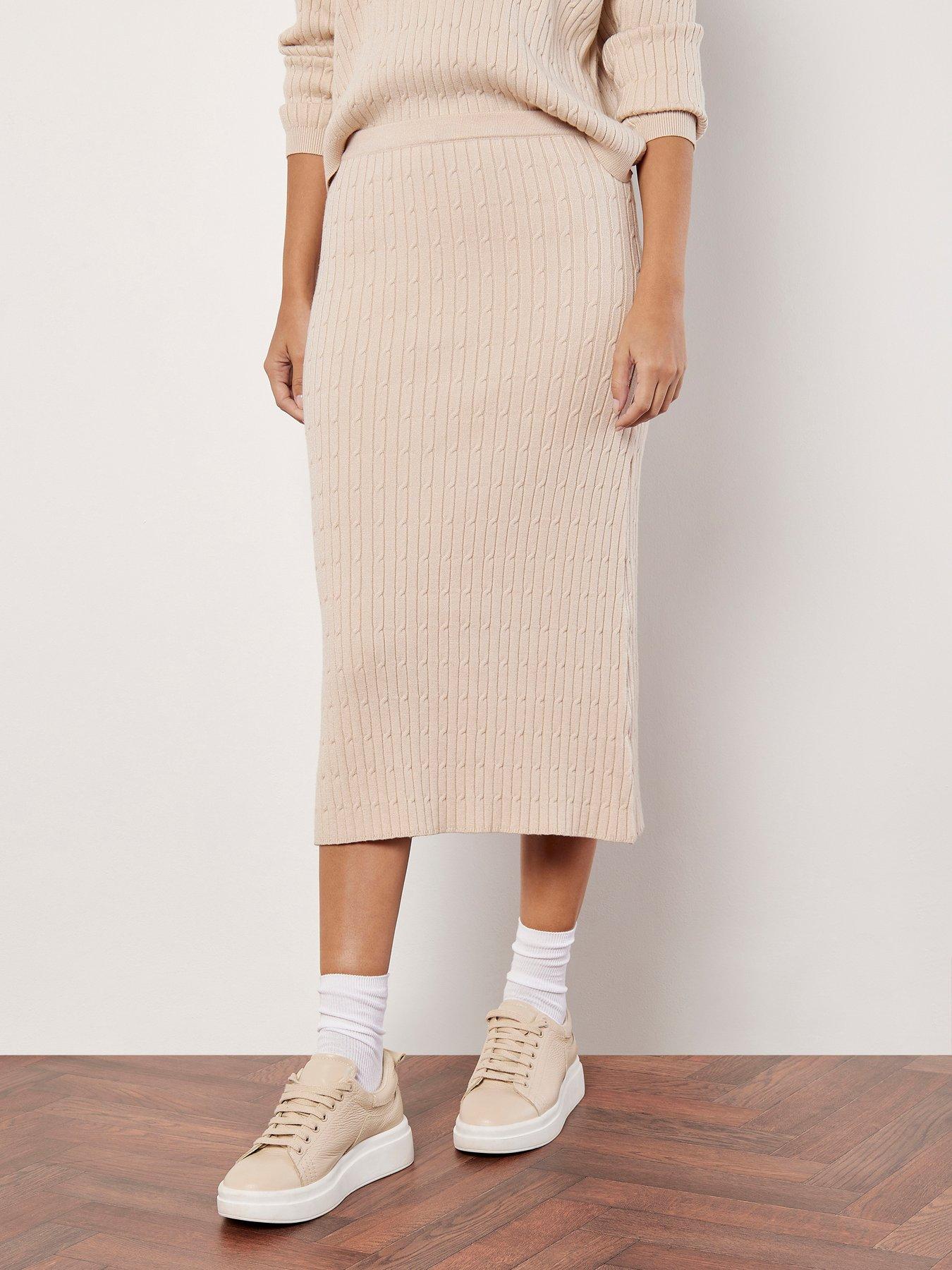 apricot-fine-gauge-cable-knitted-midi-skirtdetail