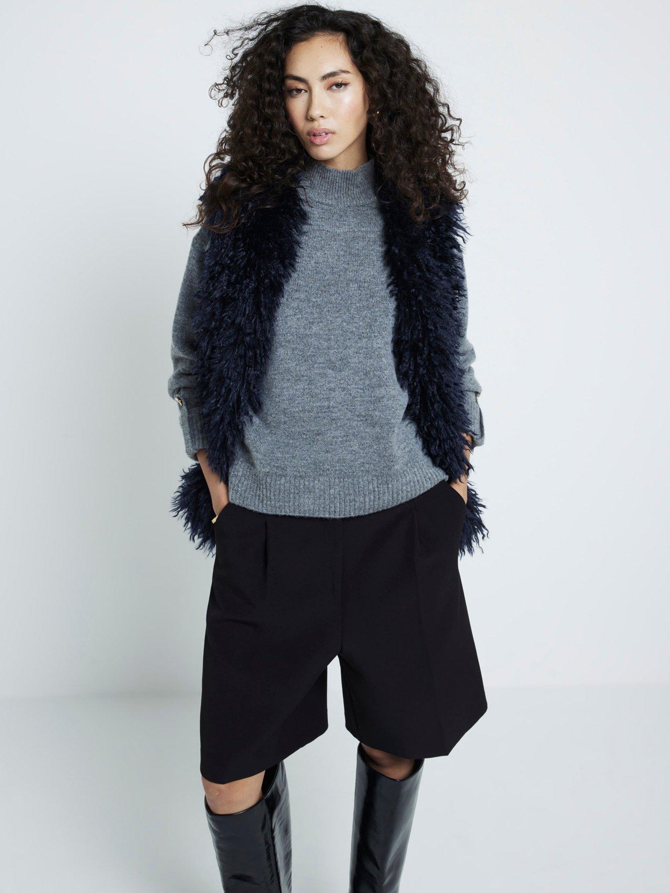 river-island-faux-fur-long-shabby-gilet-navyback