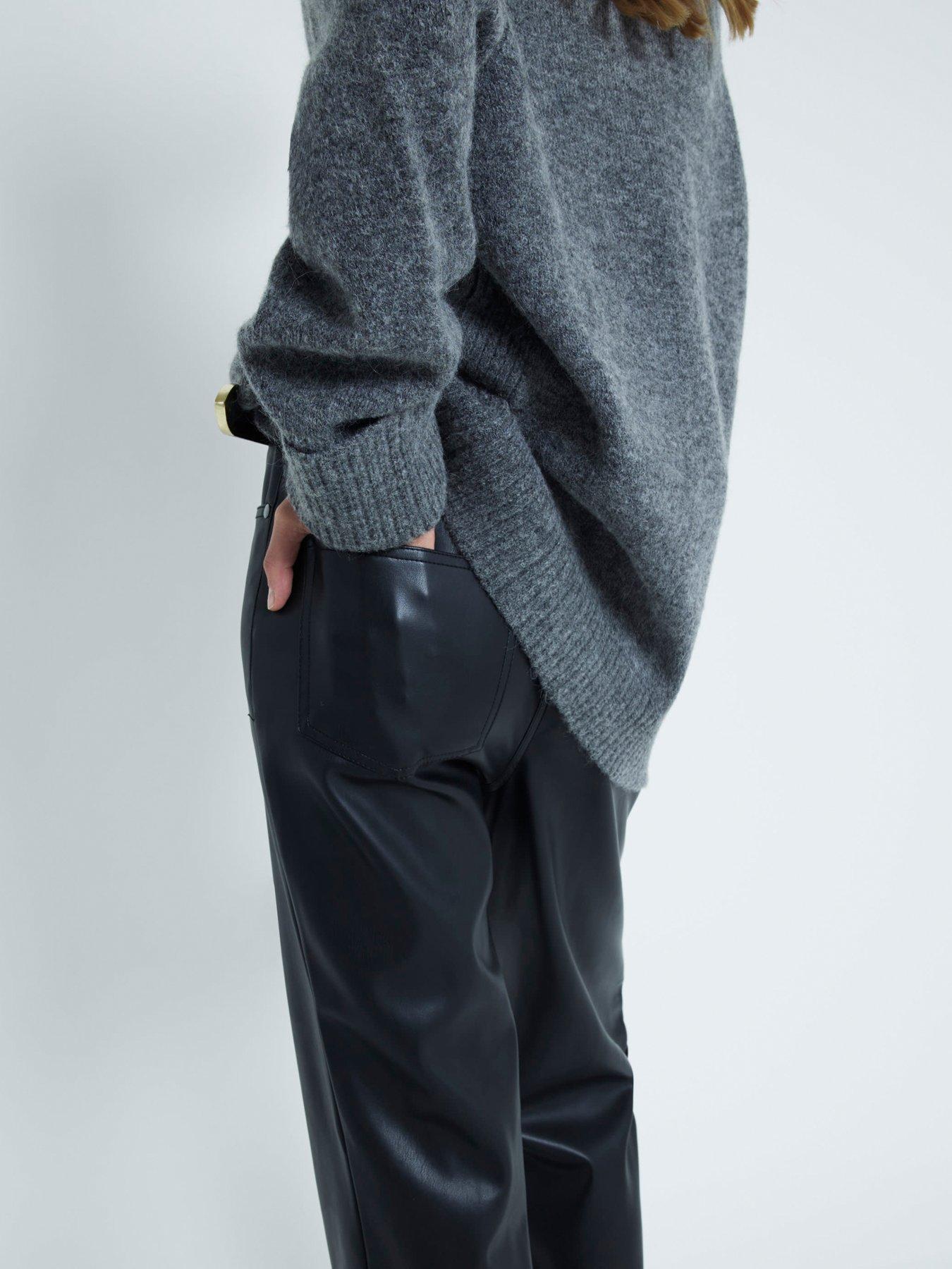 Image 2 of 6 of River Island Relaxed Straight Leg Trouser - Black