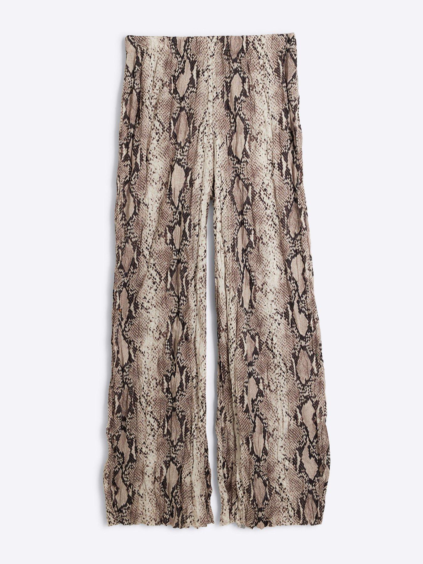 river-island-crinkle-snake-trouser-whitedetail