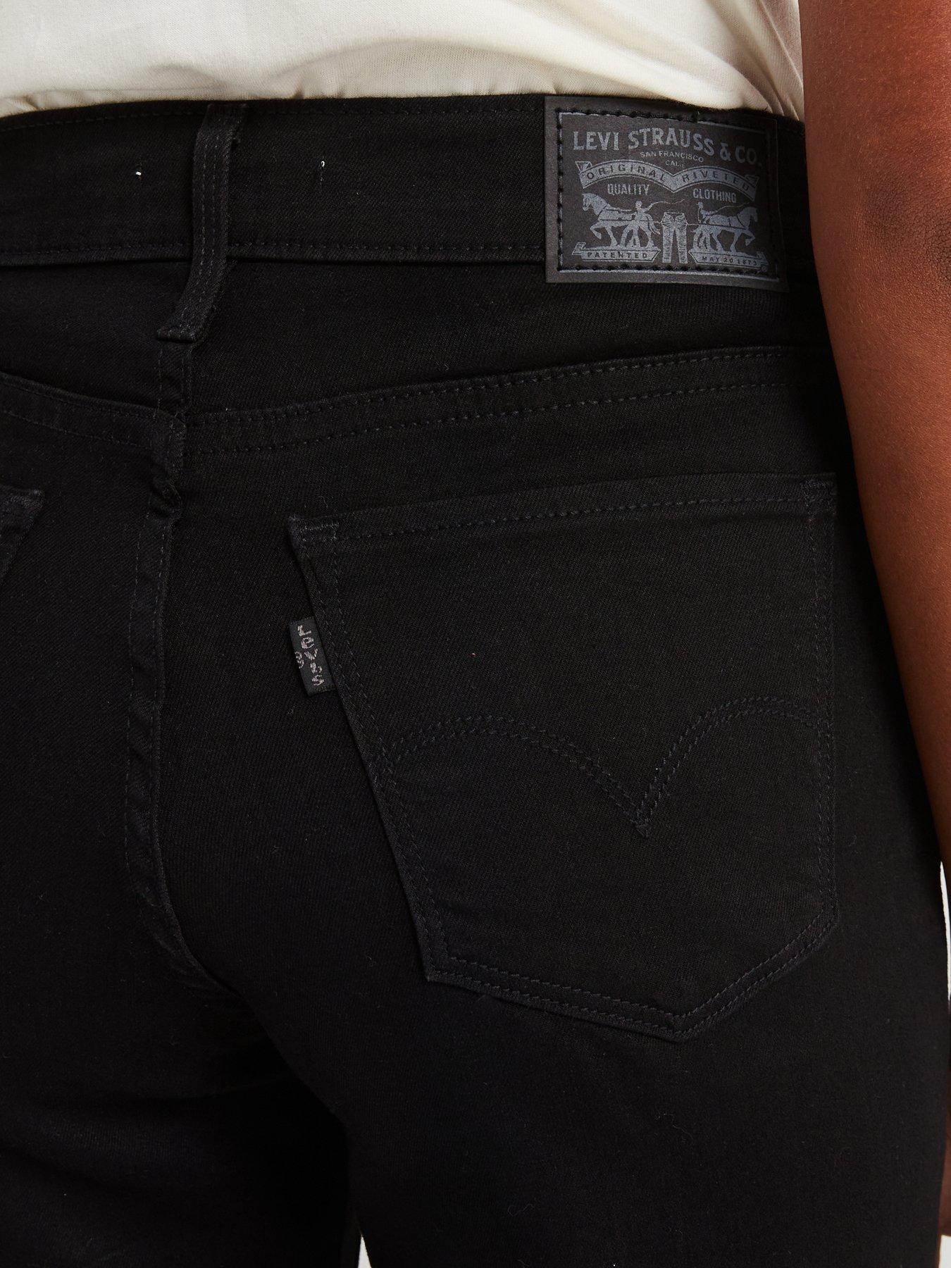 levis-318tradenbspshaping-wide-leg-jeans-soft-blackoutfit