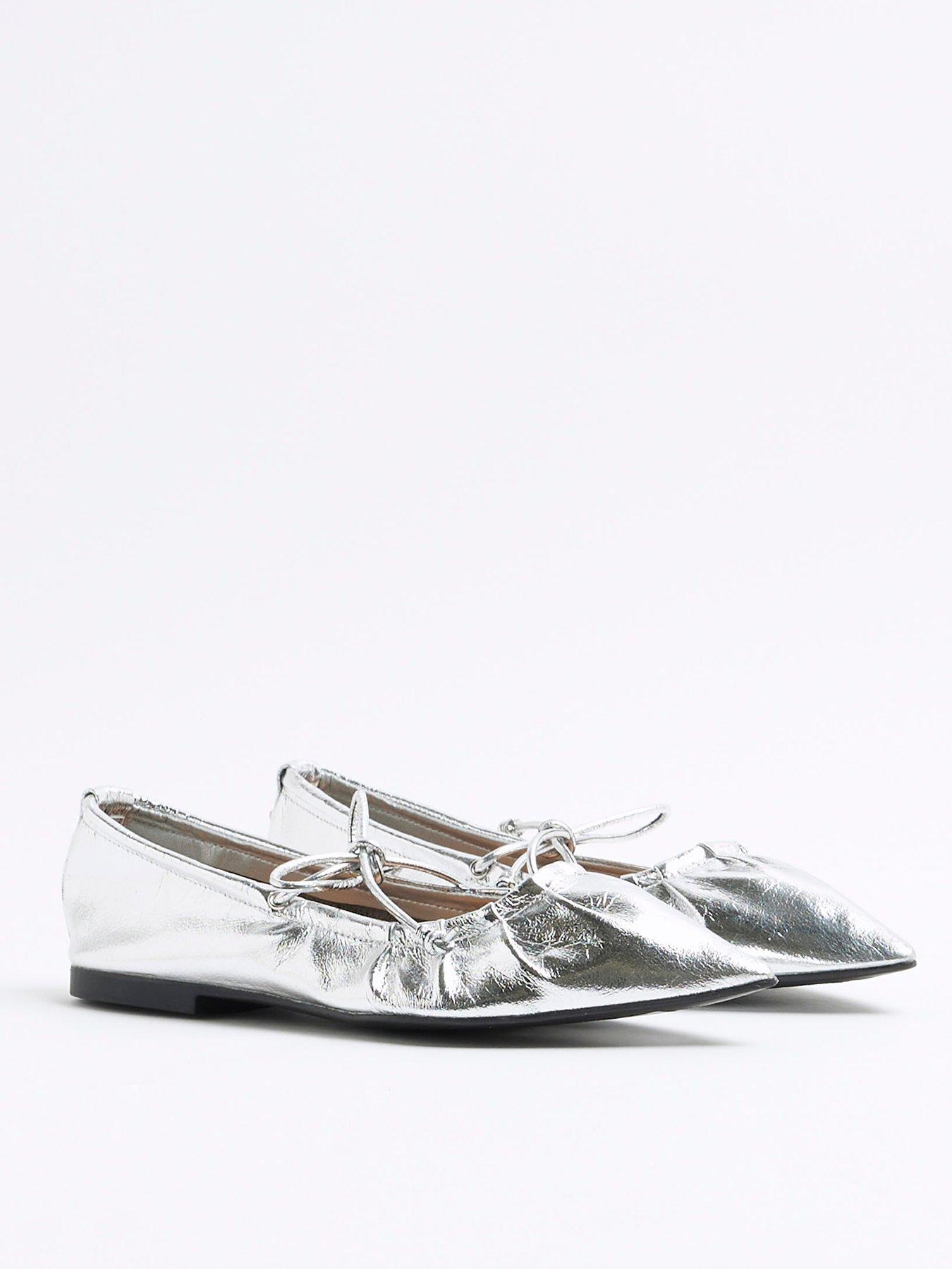 river-island-tie-point-pump-silveroutfit