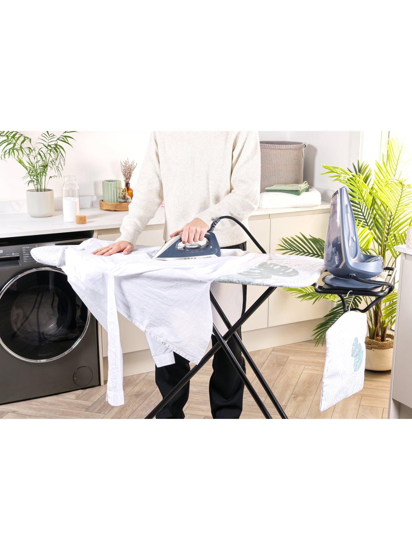 beldray-supreme-comfort-ironing-boardoutfit