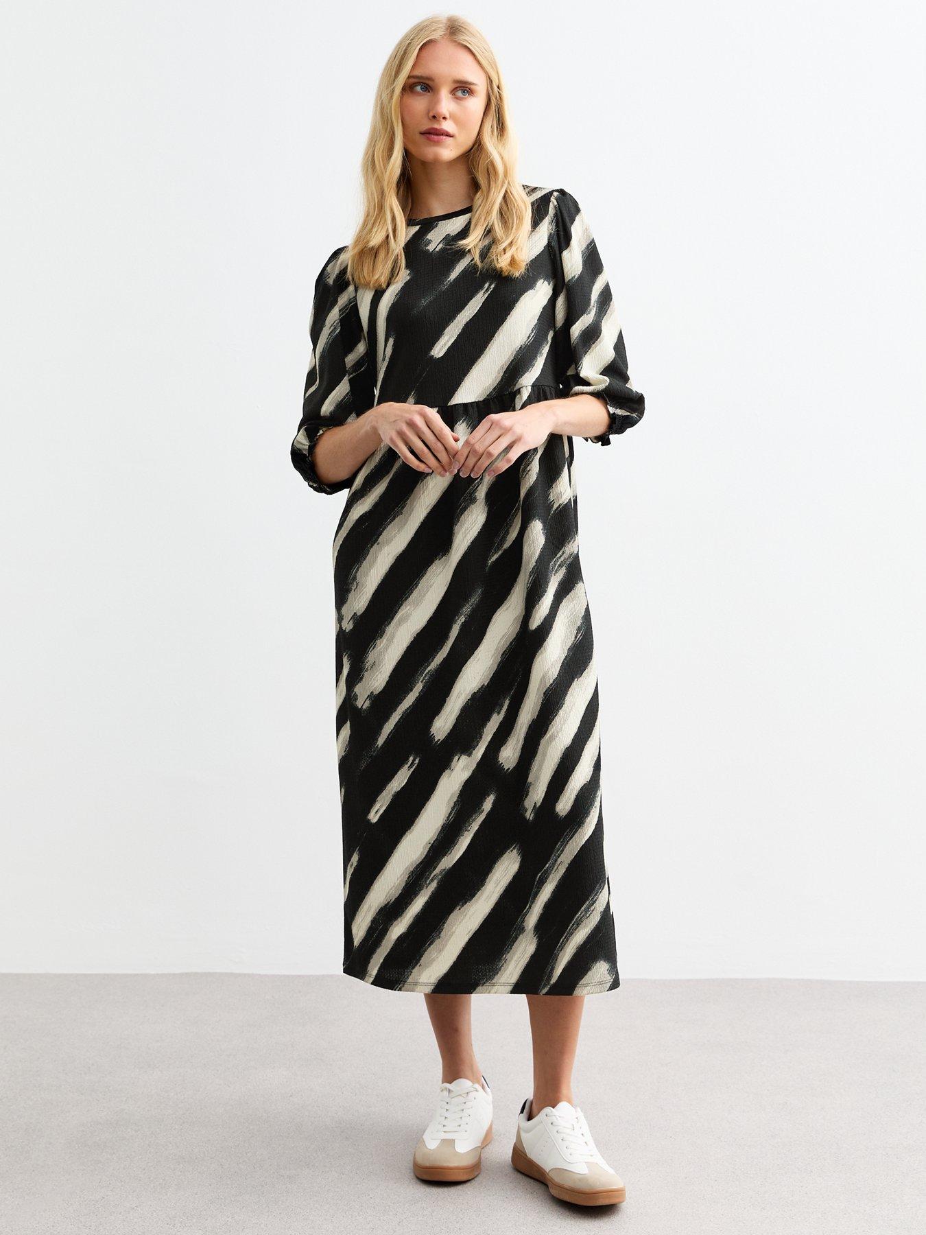 new-look-stripe-crinkle-midi-smock-dress-blackback