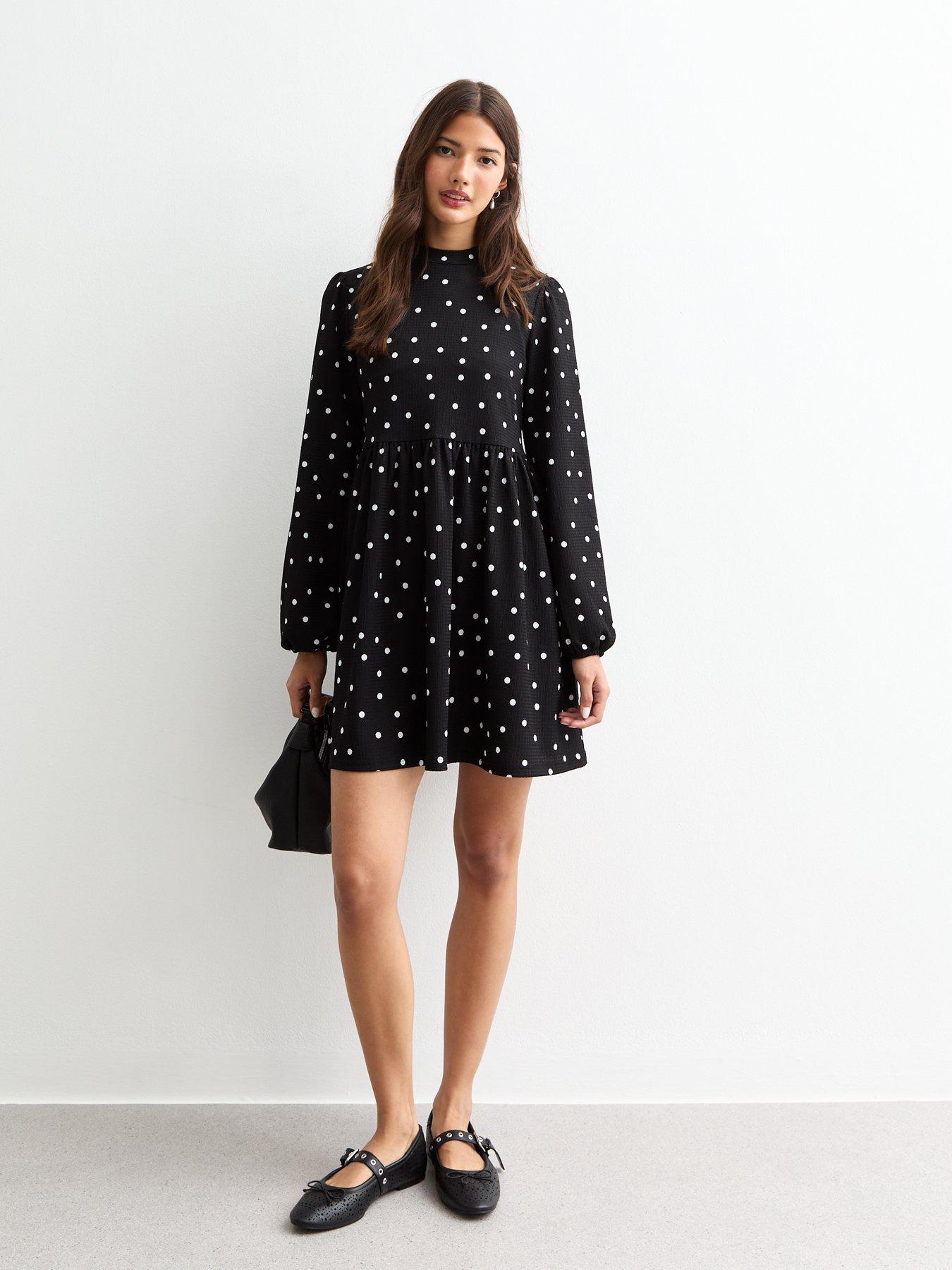 new-look-spotted-crinkle-funnel-neck-mini-dress-blackback