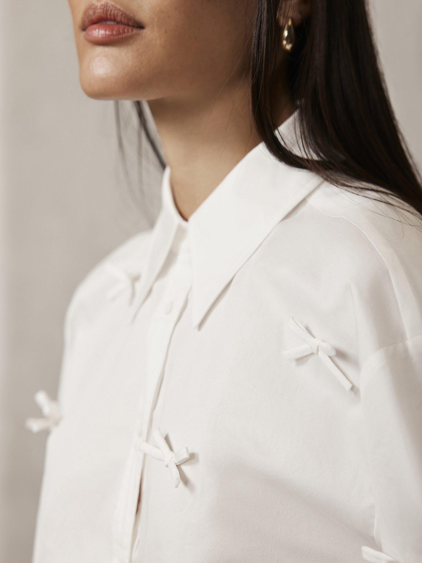 Image 4 of 6 of Mint Velvet White Bow Detail Cropped Shirt