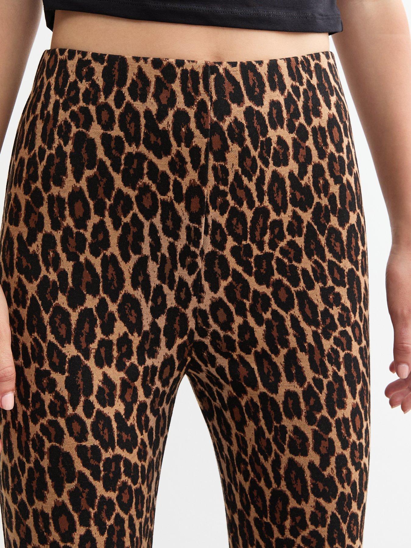 new-look-leopard-flared-trousers-brownoutfit