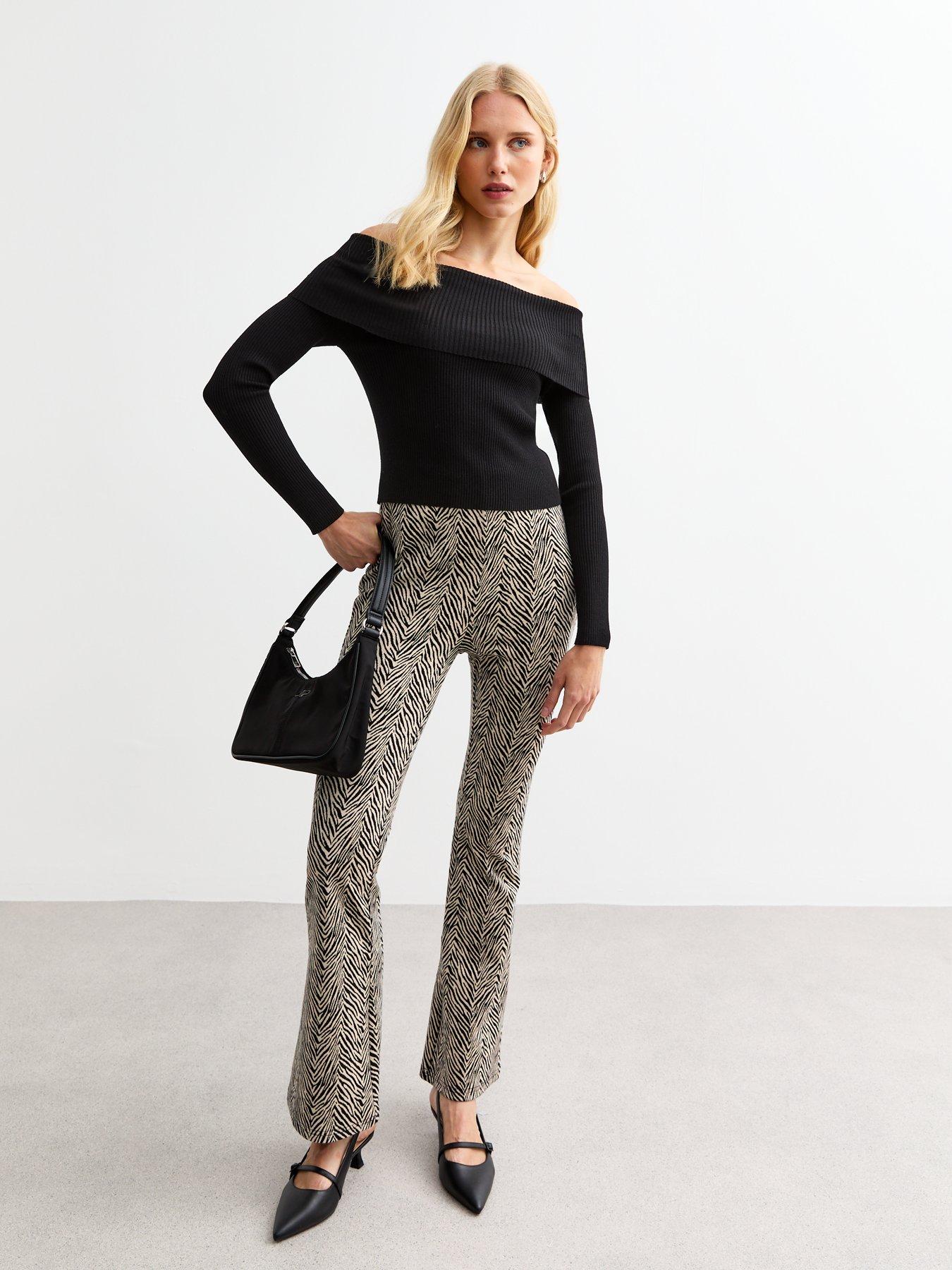 new-look-zebra-print-woven-flared-jersey-trousers-blackback