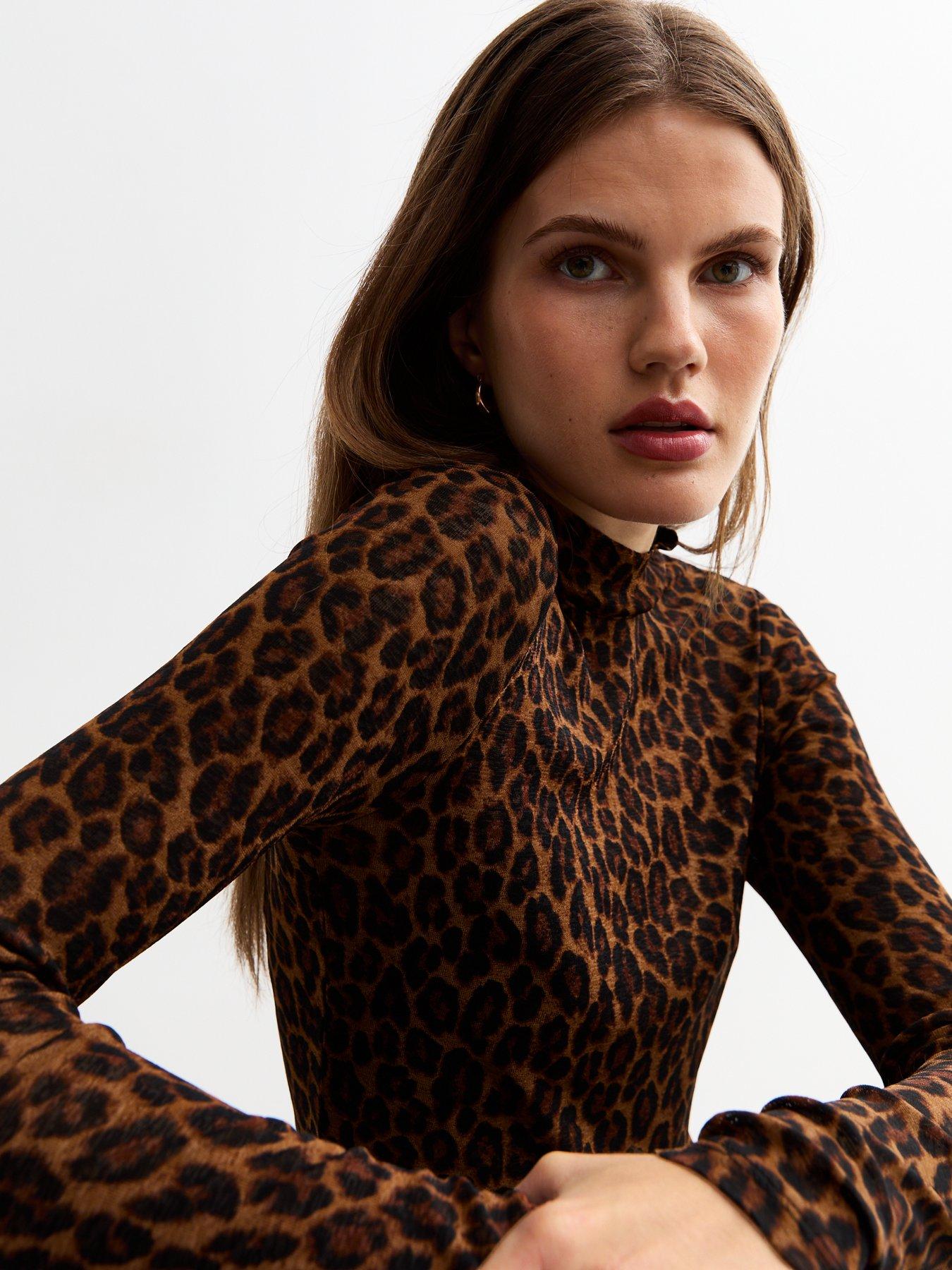 new-look-leopard-mesh-top-brownprintoutfit