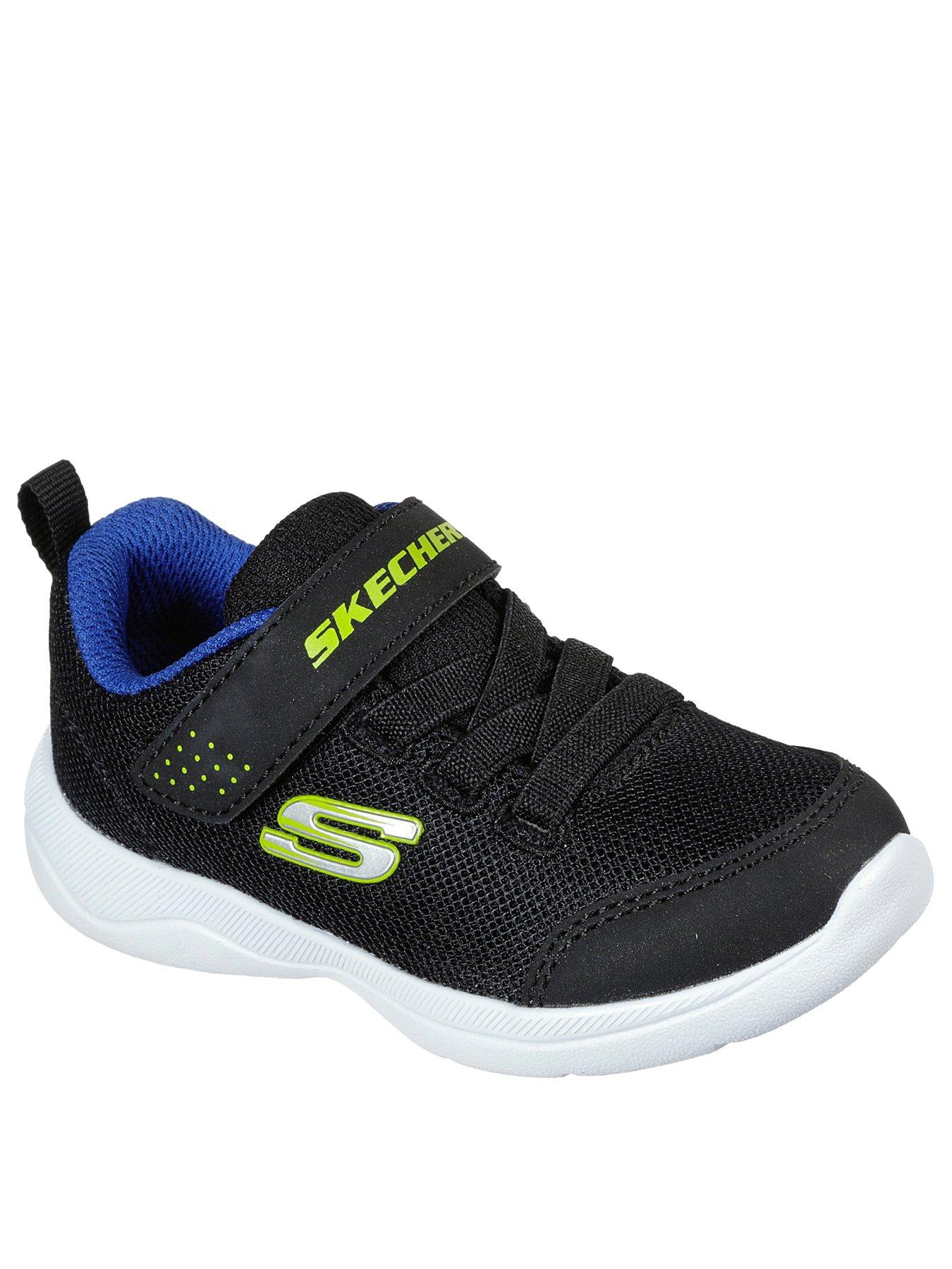 skechers-lightweight-gore-amp-strap-sneaker-blackstillFront