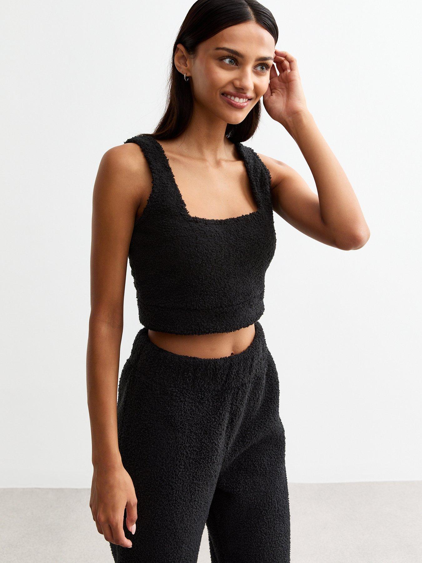 new-look-black-sherpa-crop-top