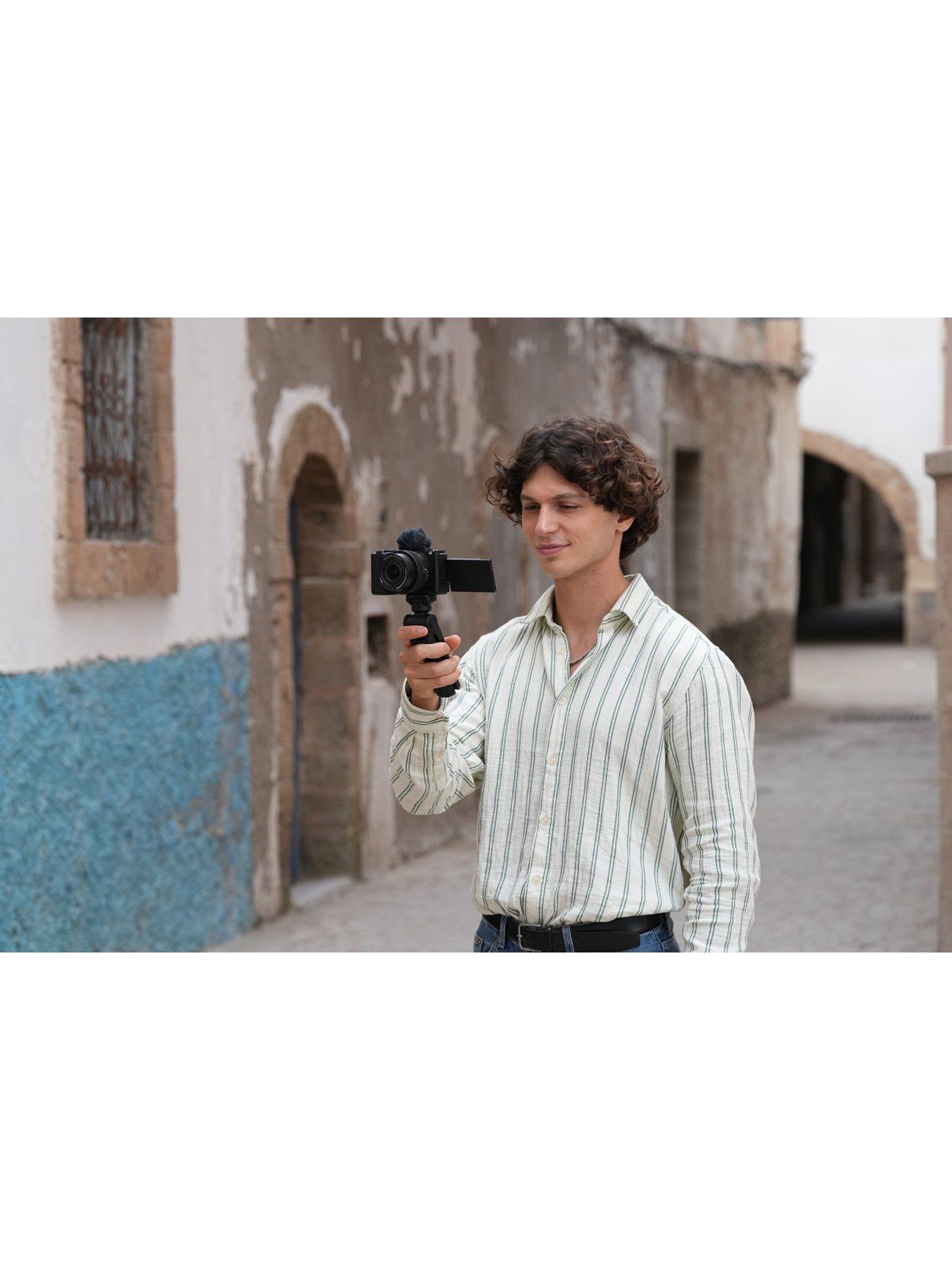 Image 6 of 7 of Sony Sony Alpha ZV-E10 II , APS-C Mirrorless Interchangeable-Lens Video Camera