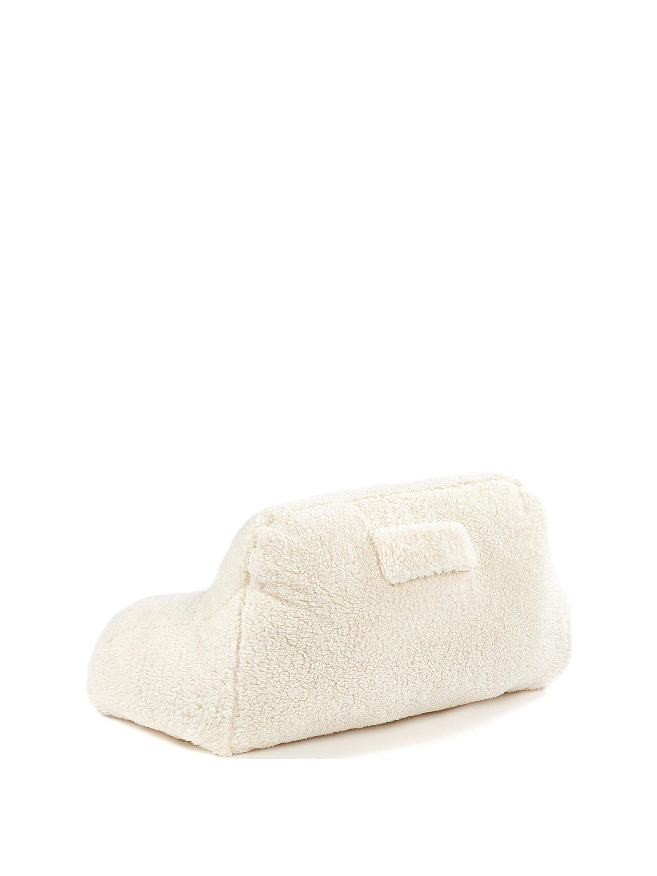 the-very-collection-fleece-cuddle-cushion-creamstillFront