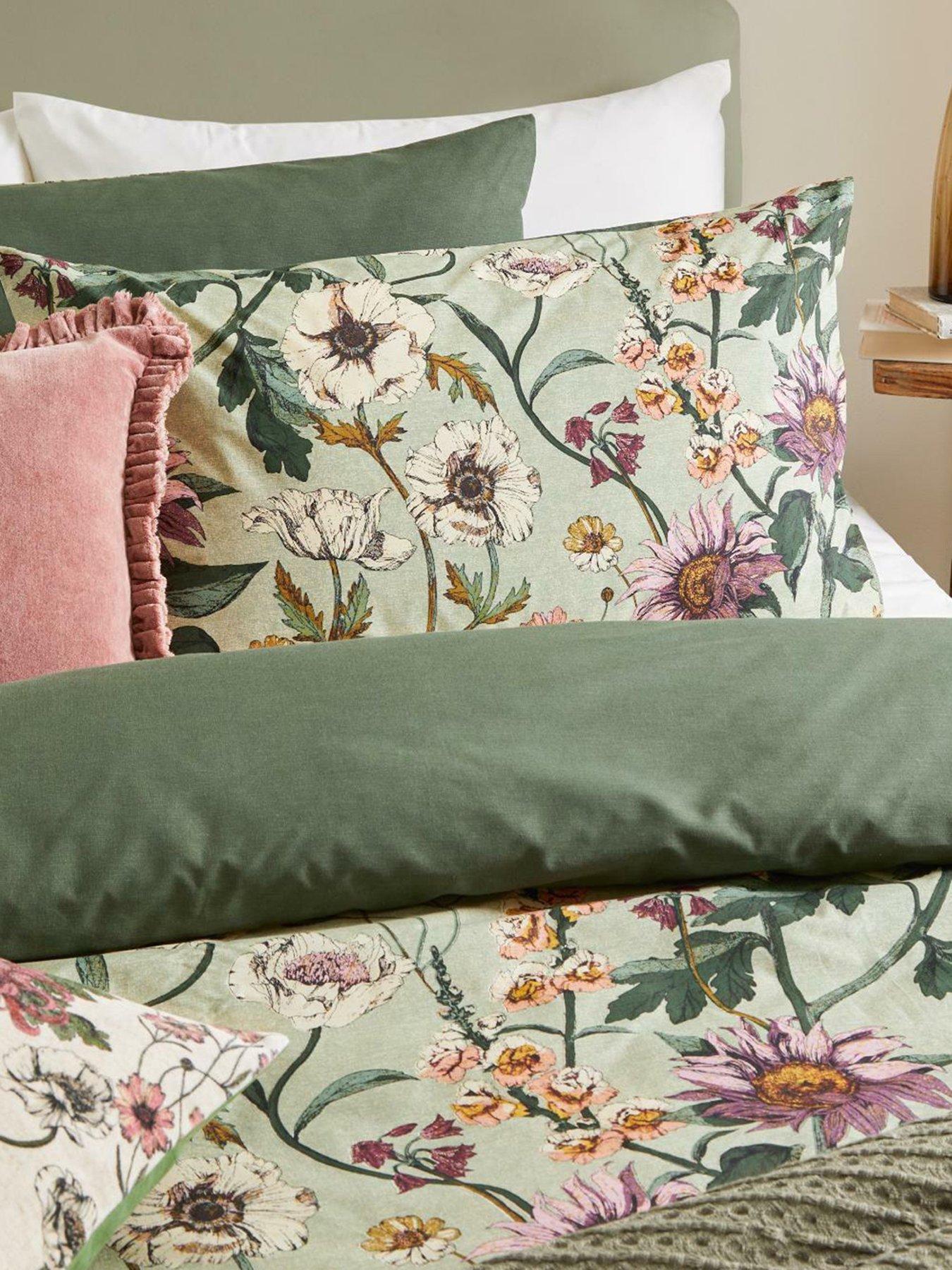 wylder-wallflower-duvet-set-celadon-green--singleoutfit