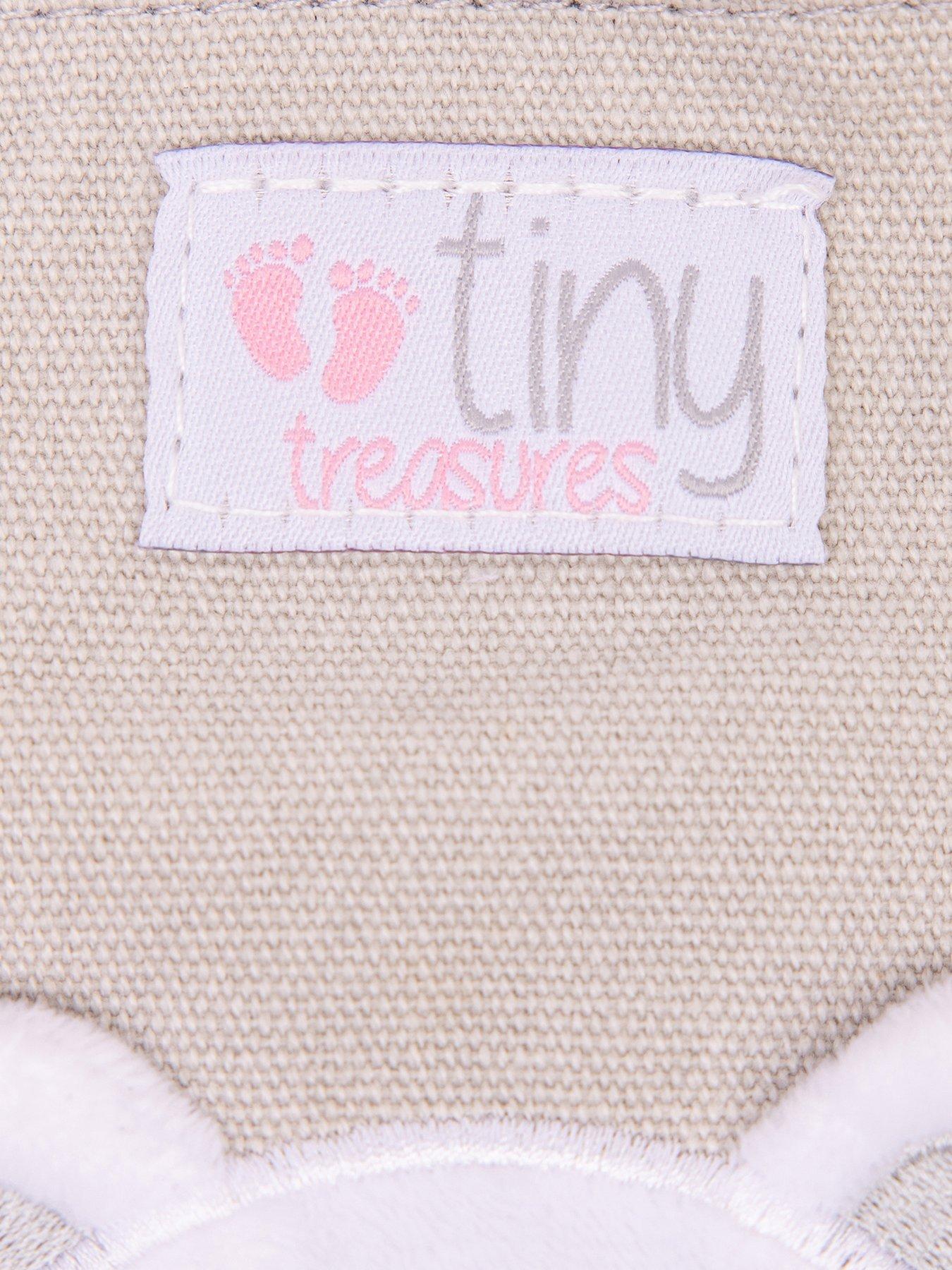 tiny-treasures-baby-carrierback