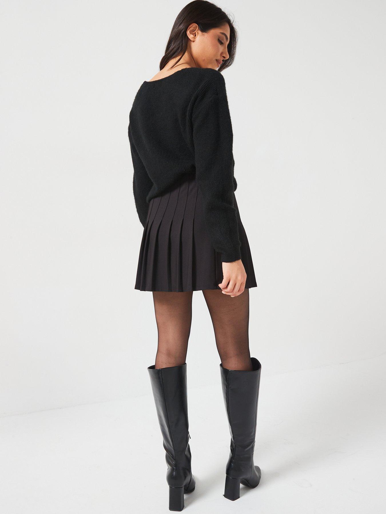 v-by-very-pleated-mini-skirt-blackstillFront