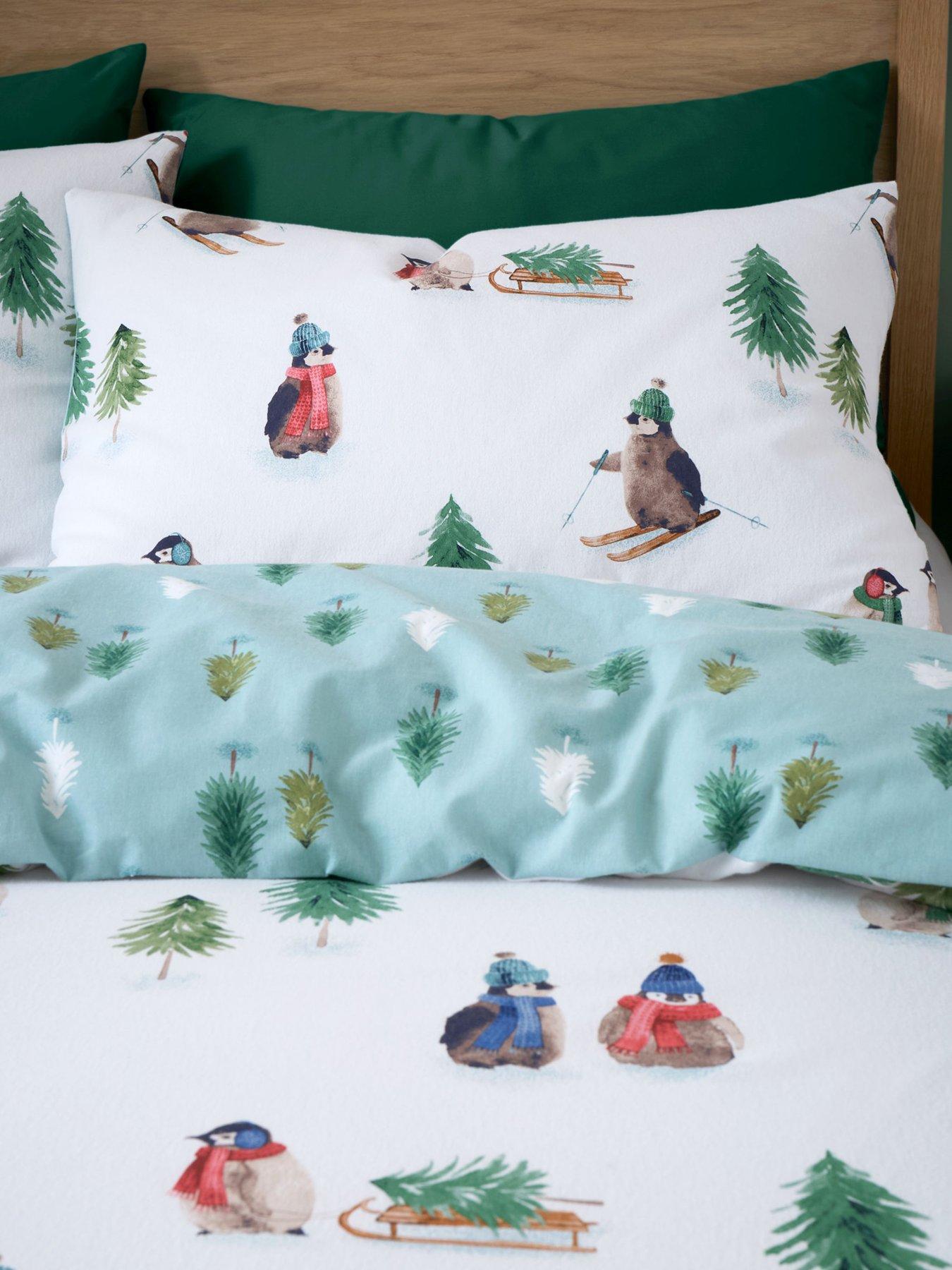 catherine-lansfield-snowy-penguin-brushed-cotton-christmas-duvet-cover-setoutfit