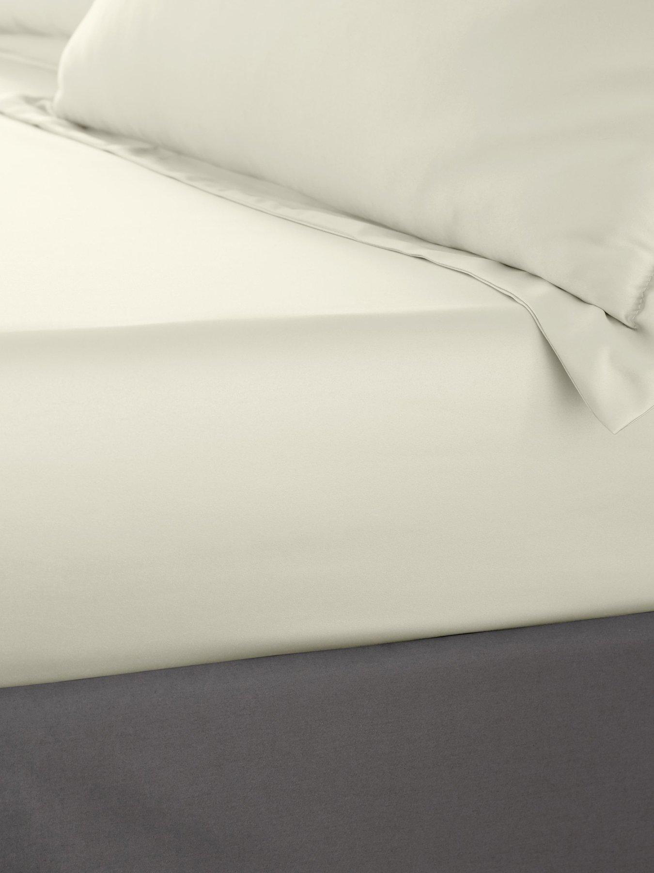 catherine-lansfield-silky-soft-satin-fitted-sheet-champagne