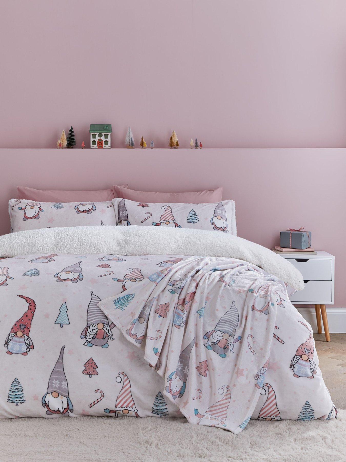 catherine-lansfield-christmas-festive-gnomes-cosy-fleece-duvet-cover-setnbsp--pink