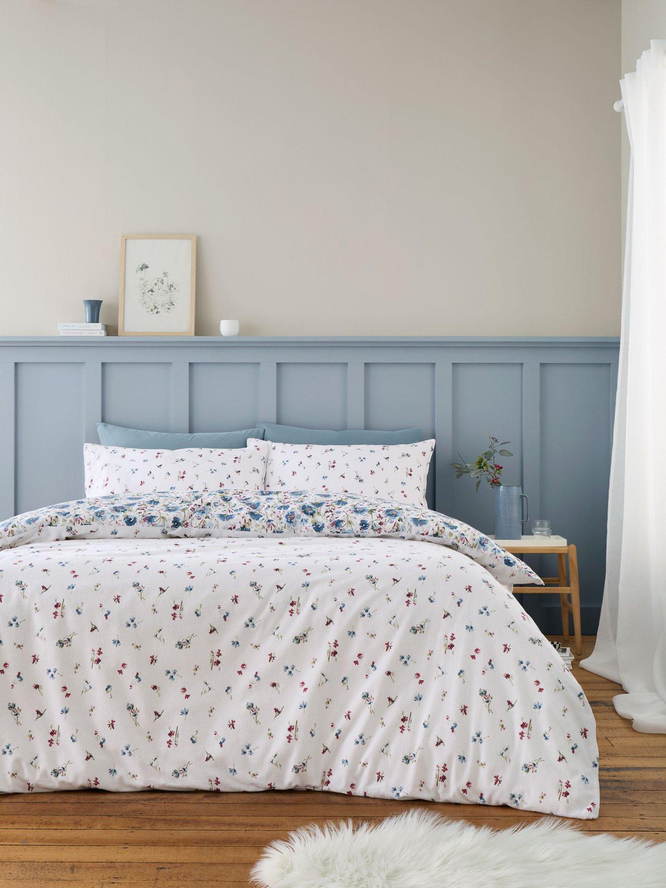 bianca-brushed-ophelia-floral-duvet-covernbspsetoutfit