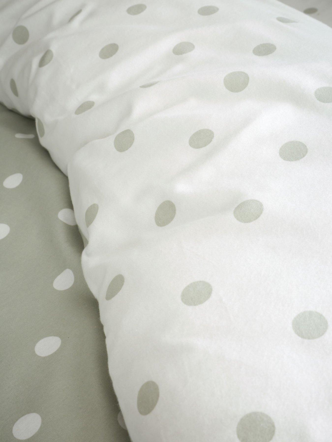 Image 6 of 6 of Catherine Lansfield Polka Dot 100% Brushed Cotton Duvet Set