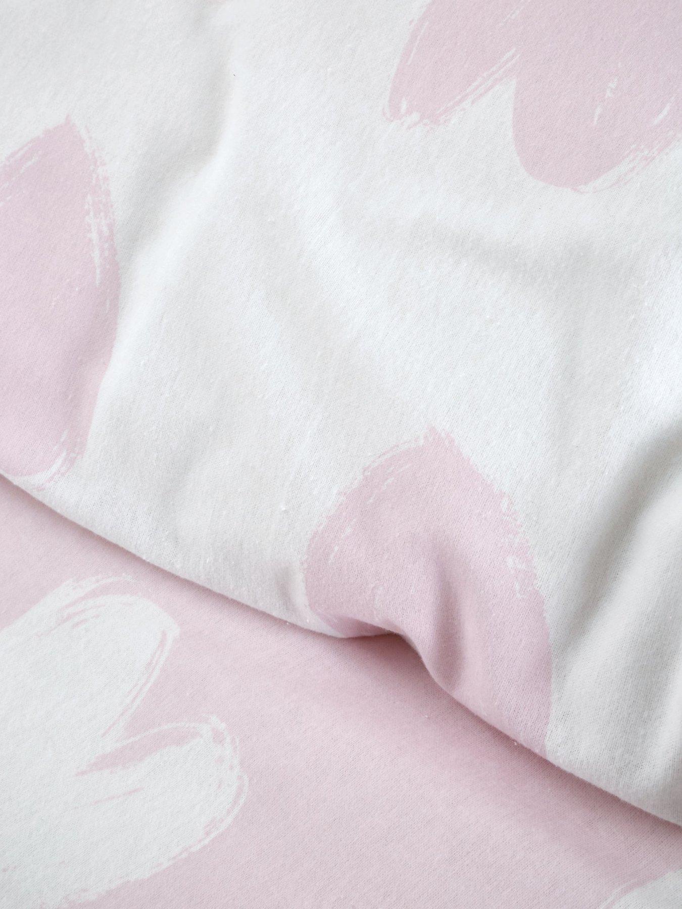 catherine-lansfield-hearts-brushed-cotton-duvet-cover-setdetail