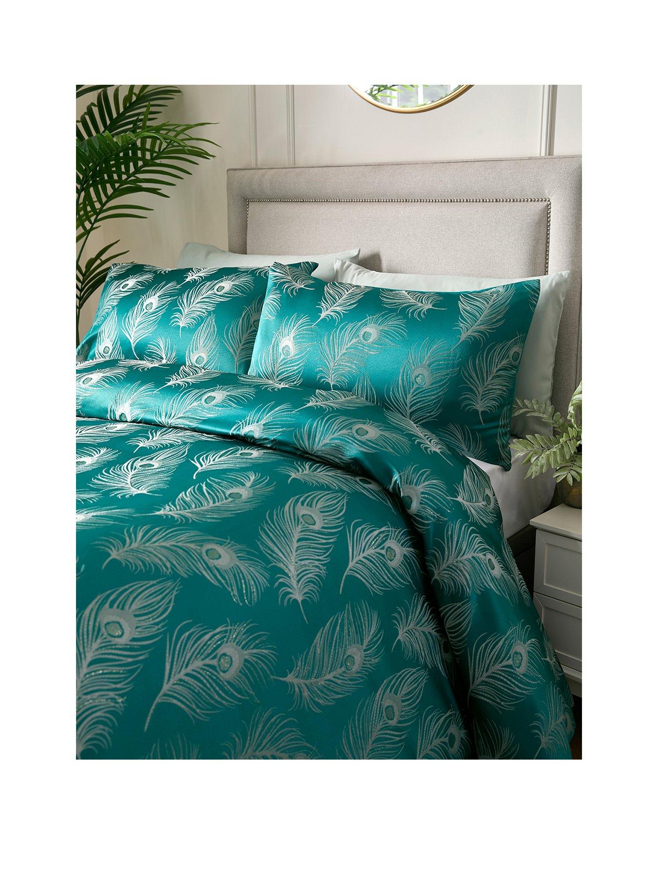 laurence-llewelyn-bowen-dandy-jacquard-duvet-set-tealstillFront