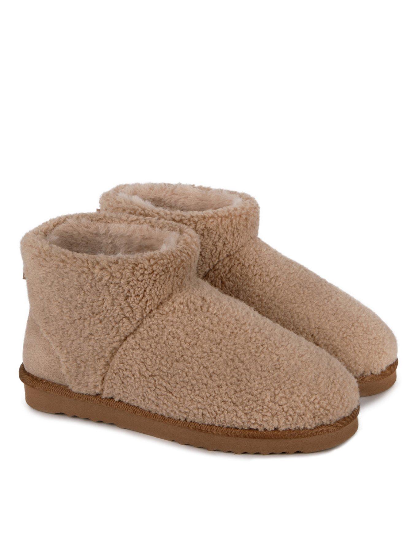 Image of TOTES Totes Isotoner Curly Fur Boot Slippers