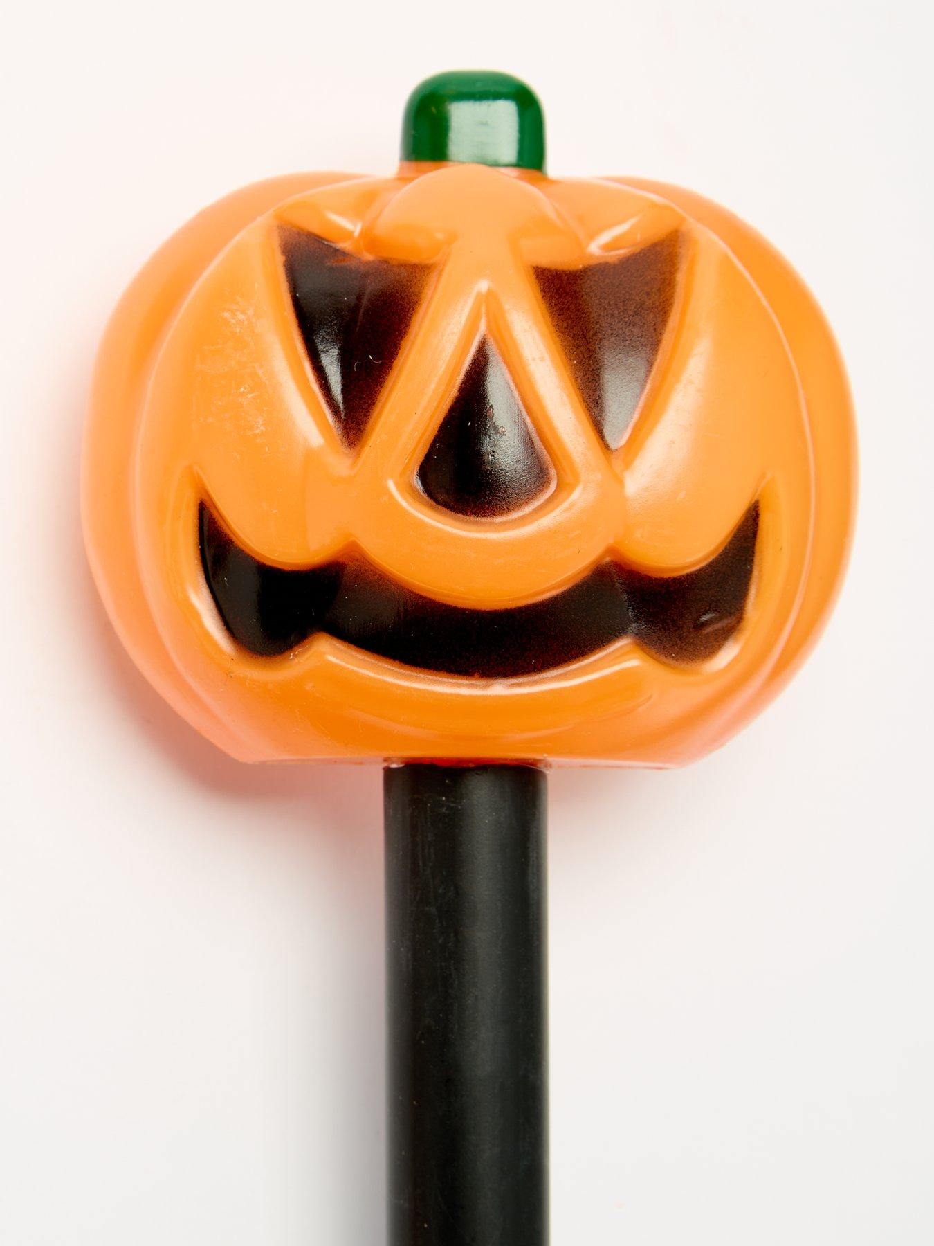 heaven-sends-set-of-4-solar-powerednbsppumpkin-stake-outdoor-halloween-lightsback