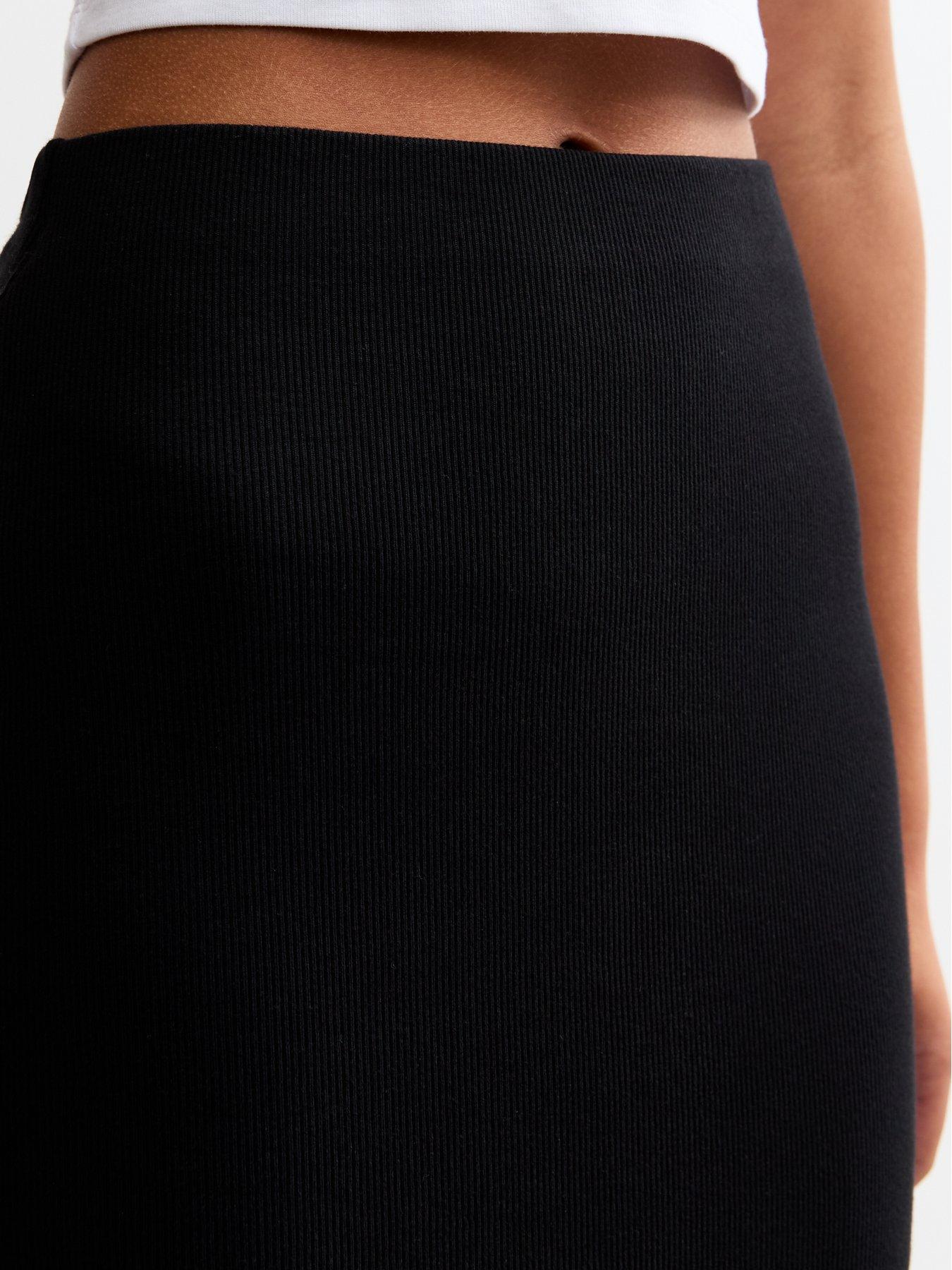 new-look-915-girls-black-ribbed-split-hem-maxi-skirtoutfit