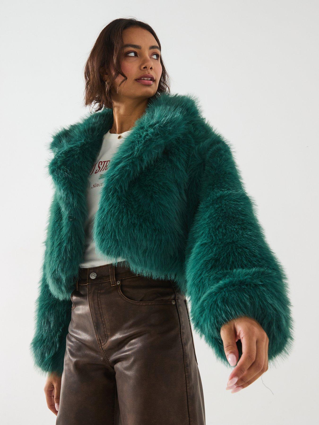 free-people-paris-cropped-fur-jacket-dark-greendetail