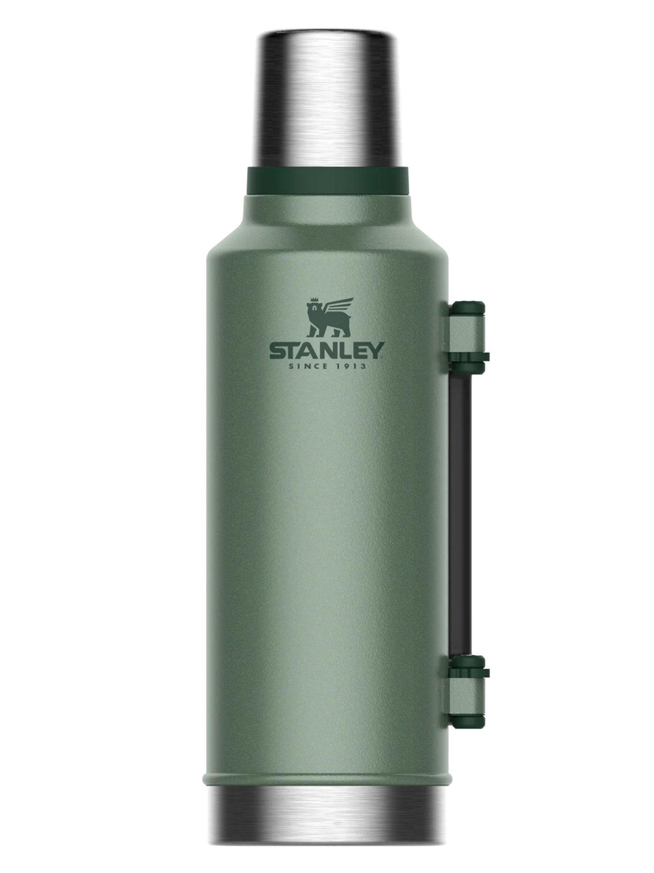 stanley-legendary-classic-bottle-14lfront