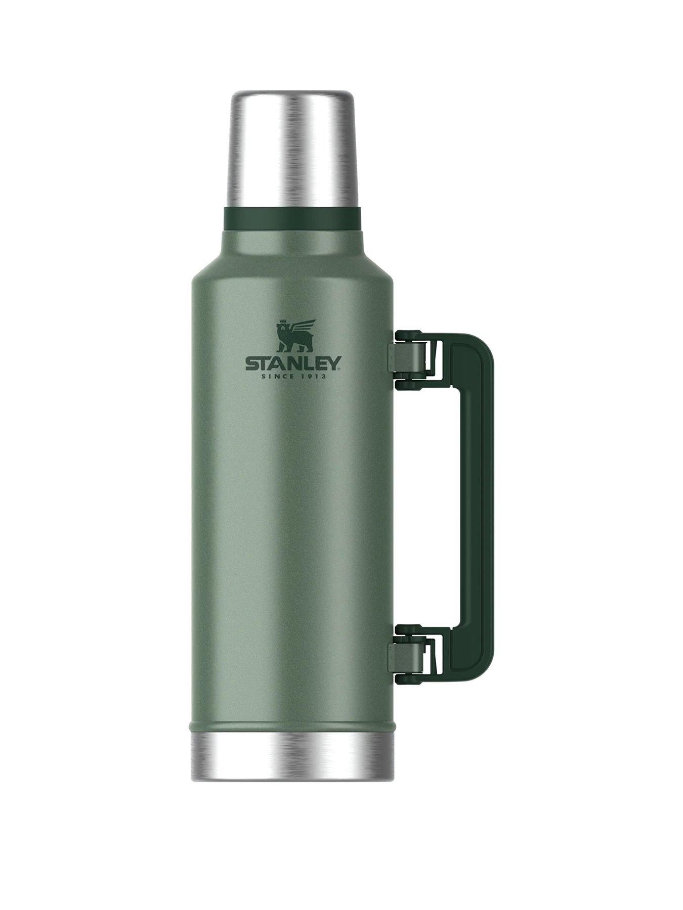 stanley-legendary-classic-bottle-14lstillFront