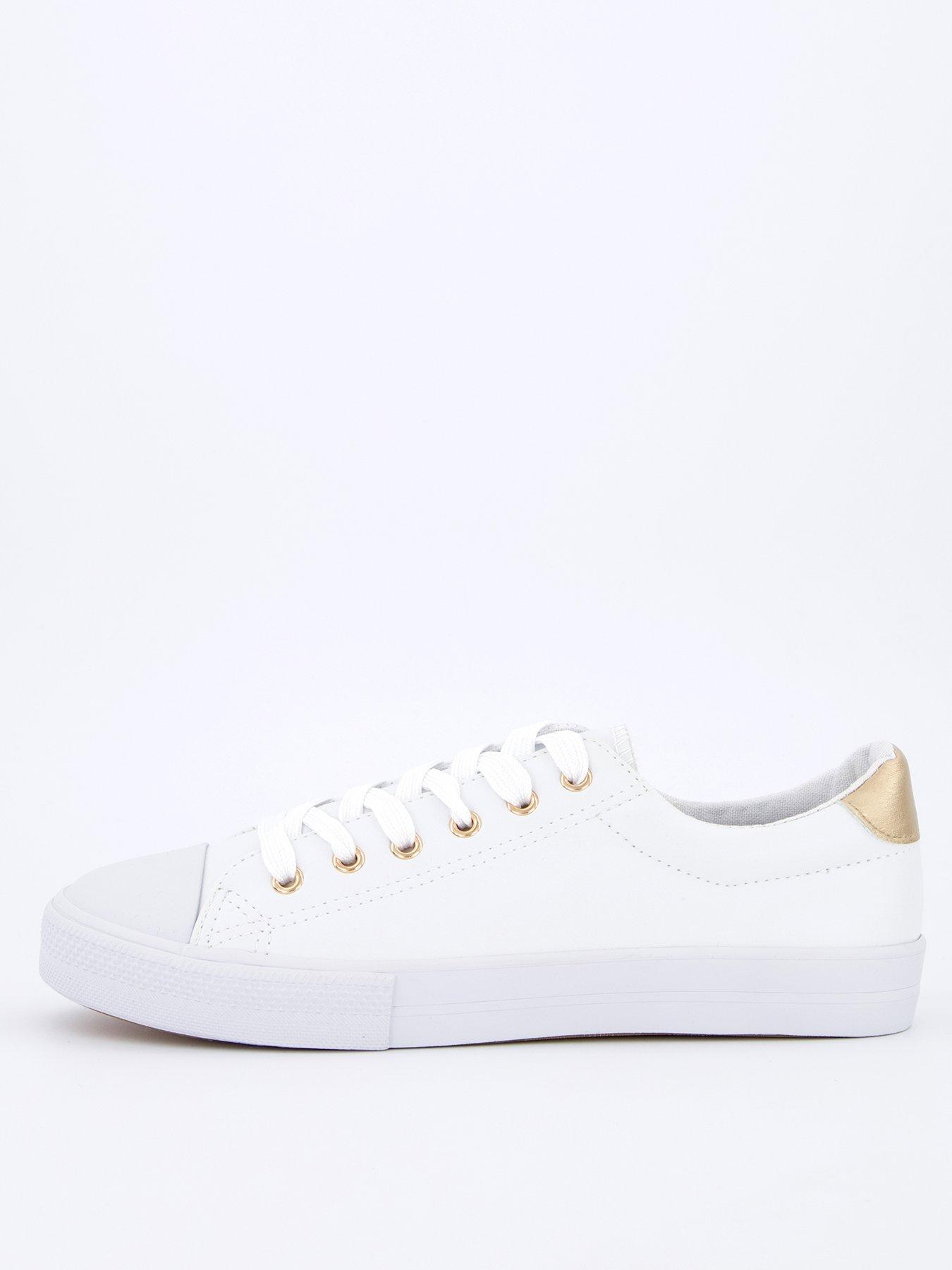 everyday-extra-wide-fit-lace-up-trainer-white