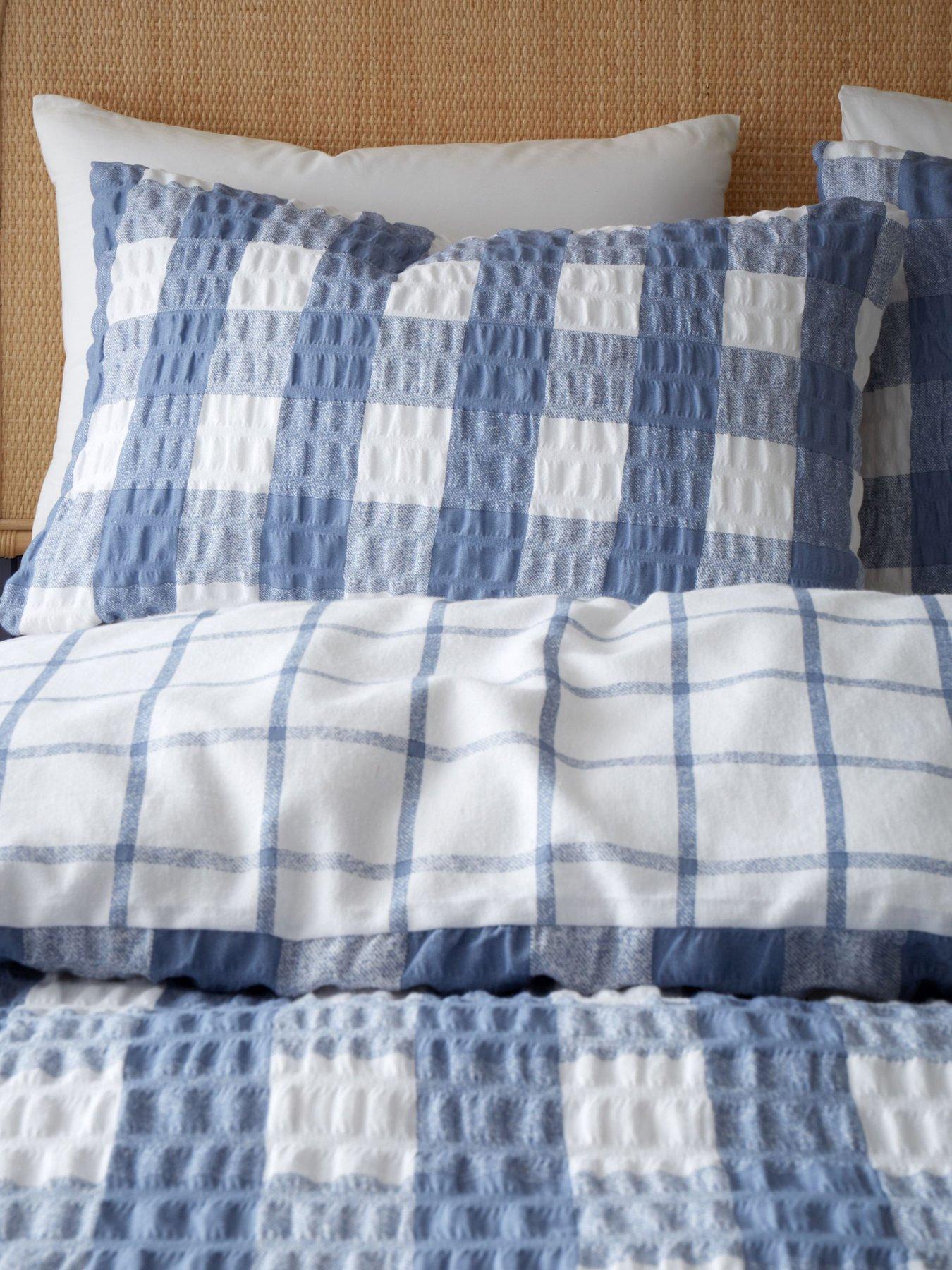 catherine-lansfield-brushed-seersucker-gingham-duvet-cover-setoutfit