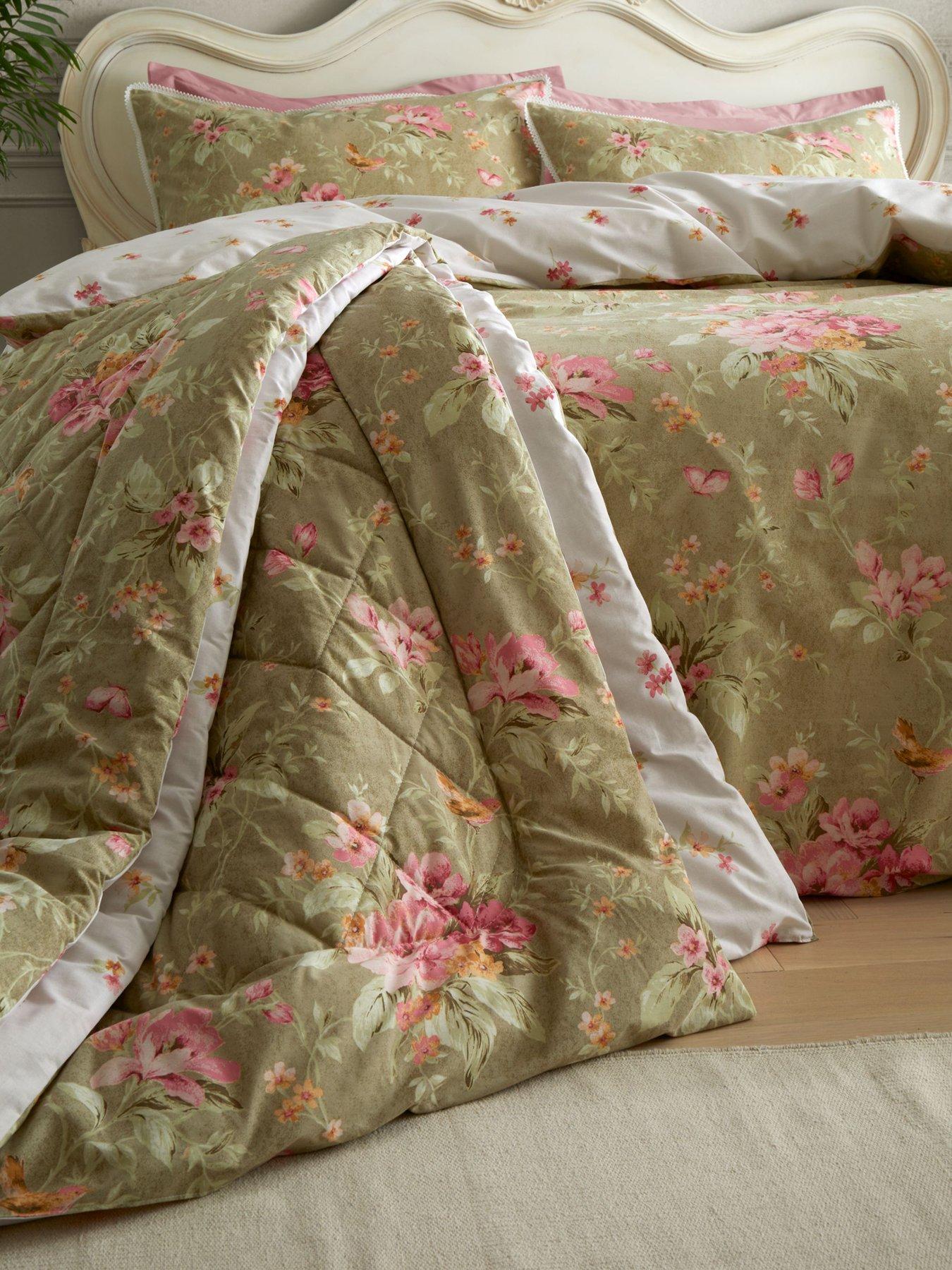 bridgerton-by-catherine-lansfield-penelope-floral-bedspread-200x200cmback