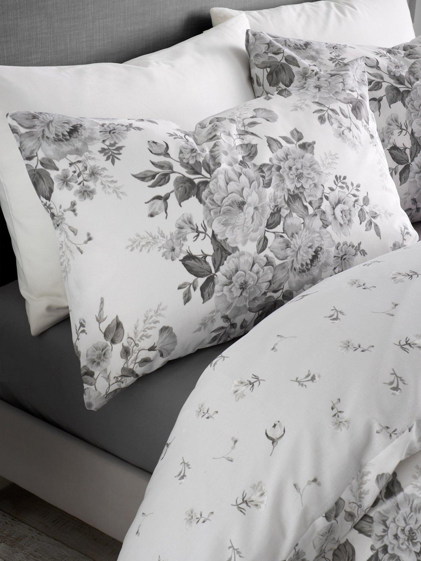 catherine-lansfield-grey-floral-duvet-cover-setdetail