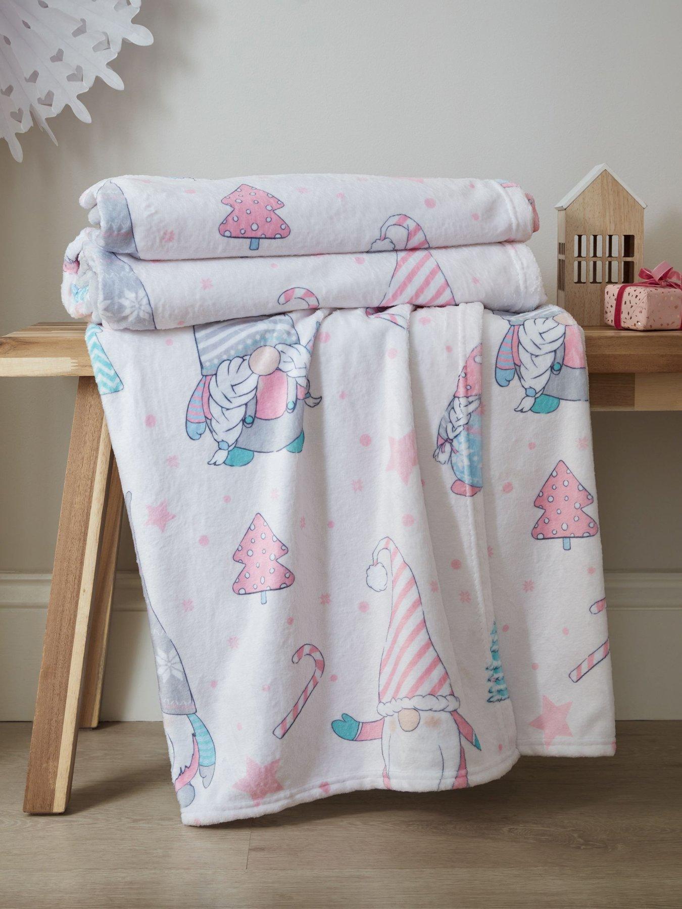 Catherine Lansfield Christmas Festive Gnomes Throw- Pink - 130 X 170Cm