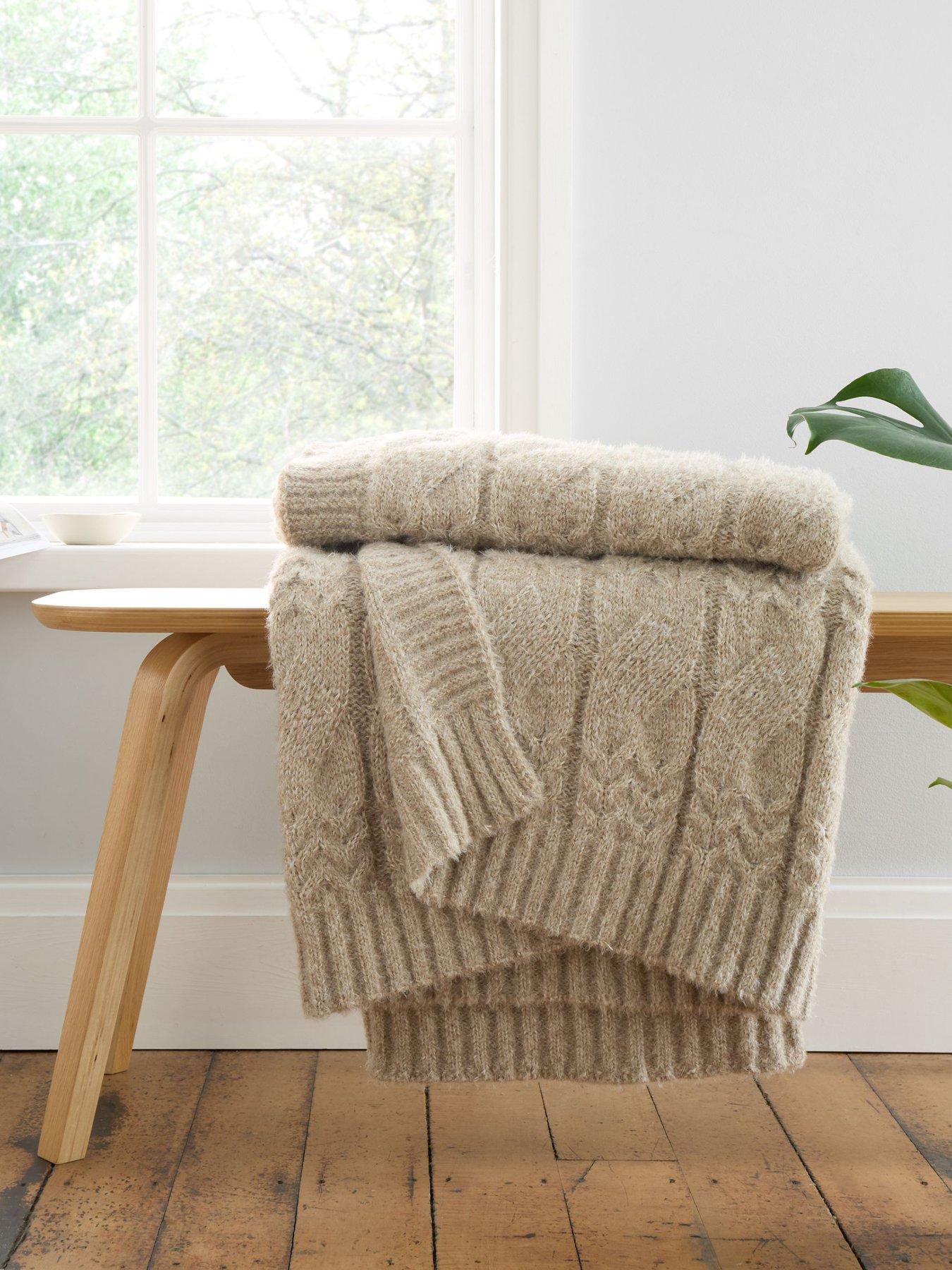 undefined Cable Knit Throw 150 X 200Cm- Grey