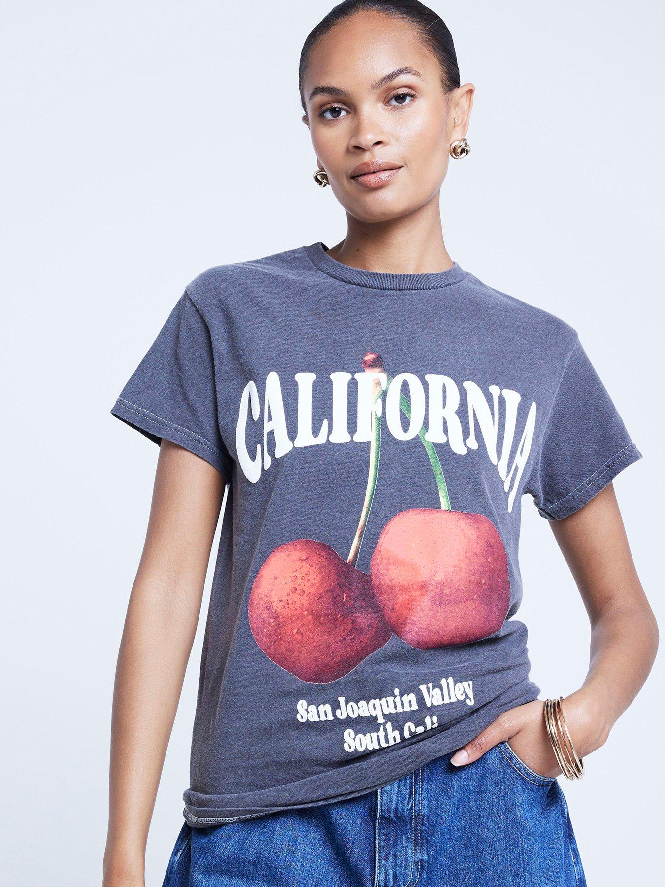 river-island-california-cherry-boyfriend-tee-greyoutfit