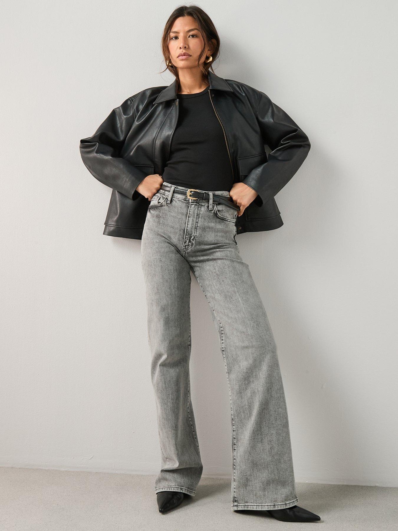 Image 3 of 7 of The Very Collection Womens Stretch Rib Crew Neck T-Shirt - Black