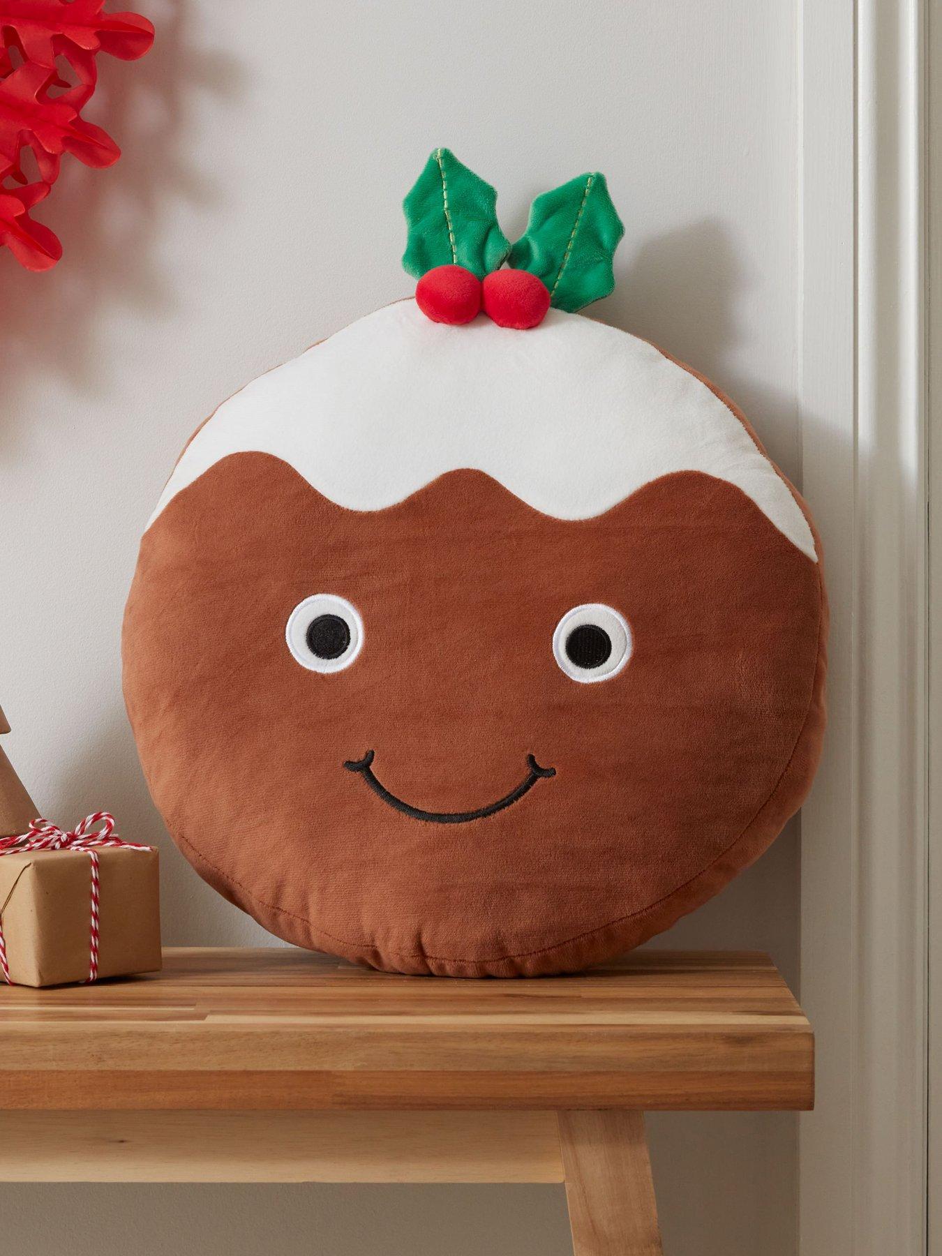 catherine-lansfield-christmas-pudding-3d-cushion-brown