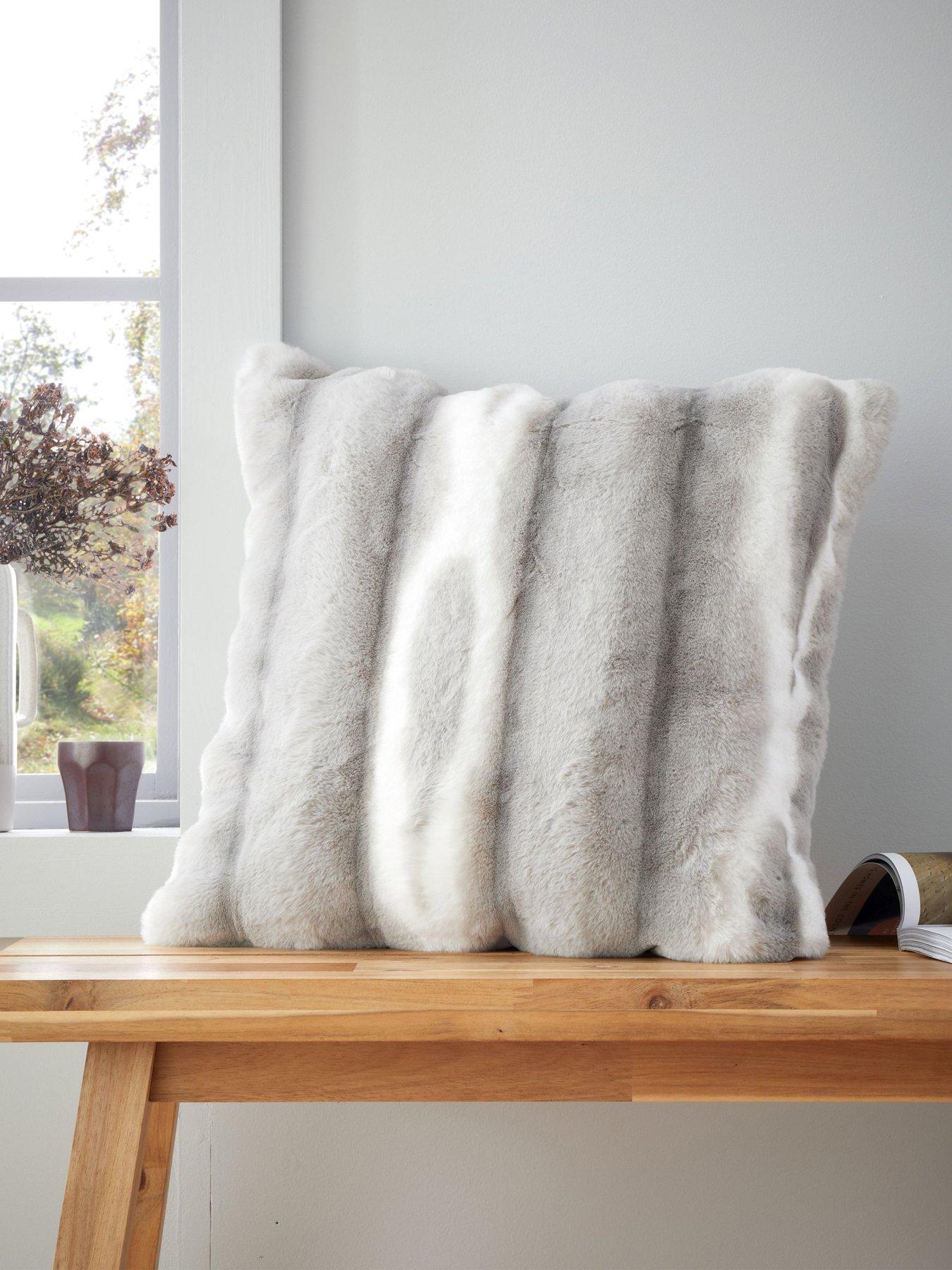 catherine-lansfield-flint-faux-fur-cushion