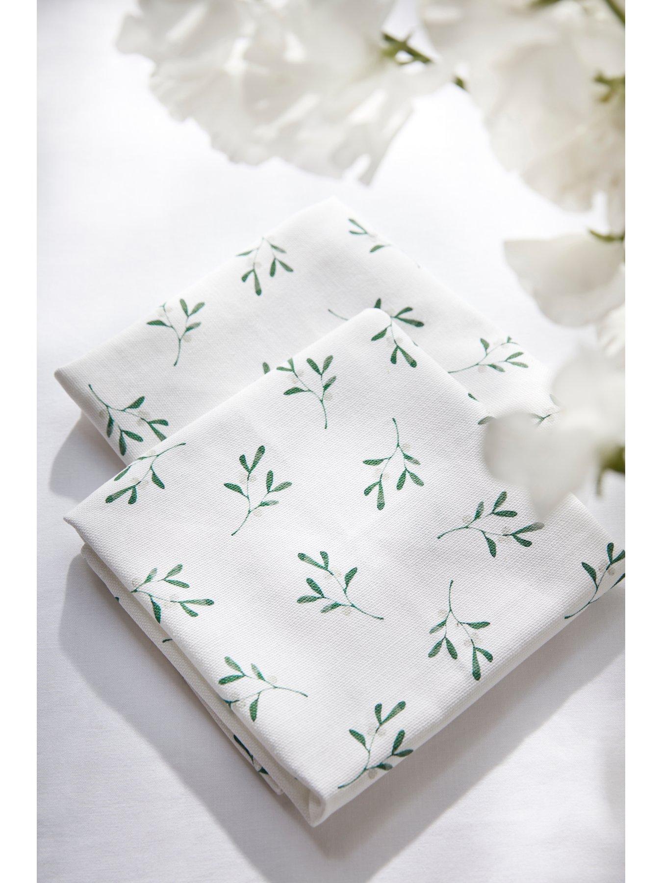 sophie-conran-for-portmeirion-mistletoe-napkins-ndash-set-of-2