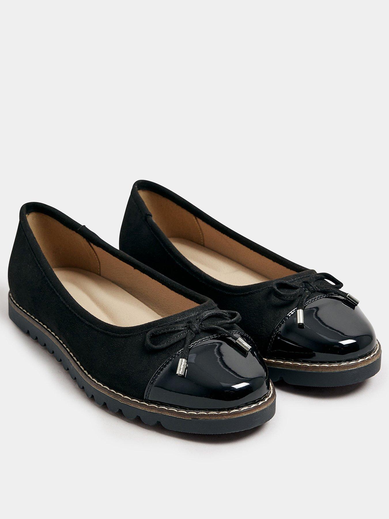 Image 2 of 4 of Yours Extra Wide Fit Toe Cap Ballet Pumps - Black