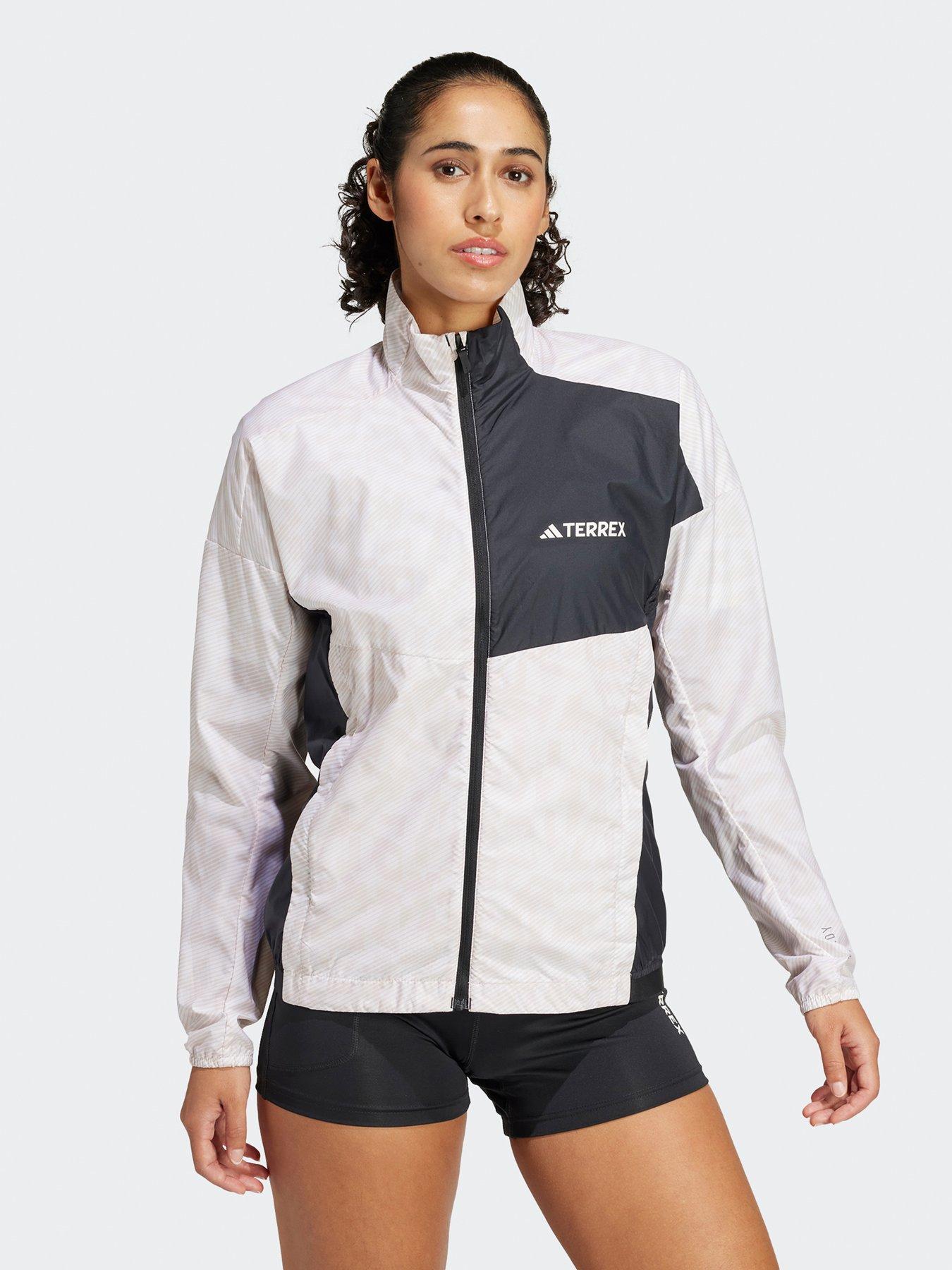 adidas-terrex-womens-trail-wind-jacket-pinkoutfit